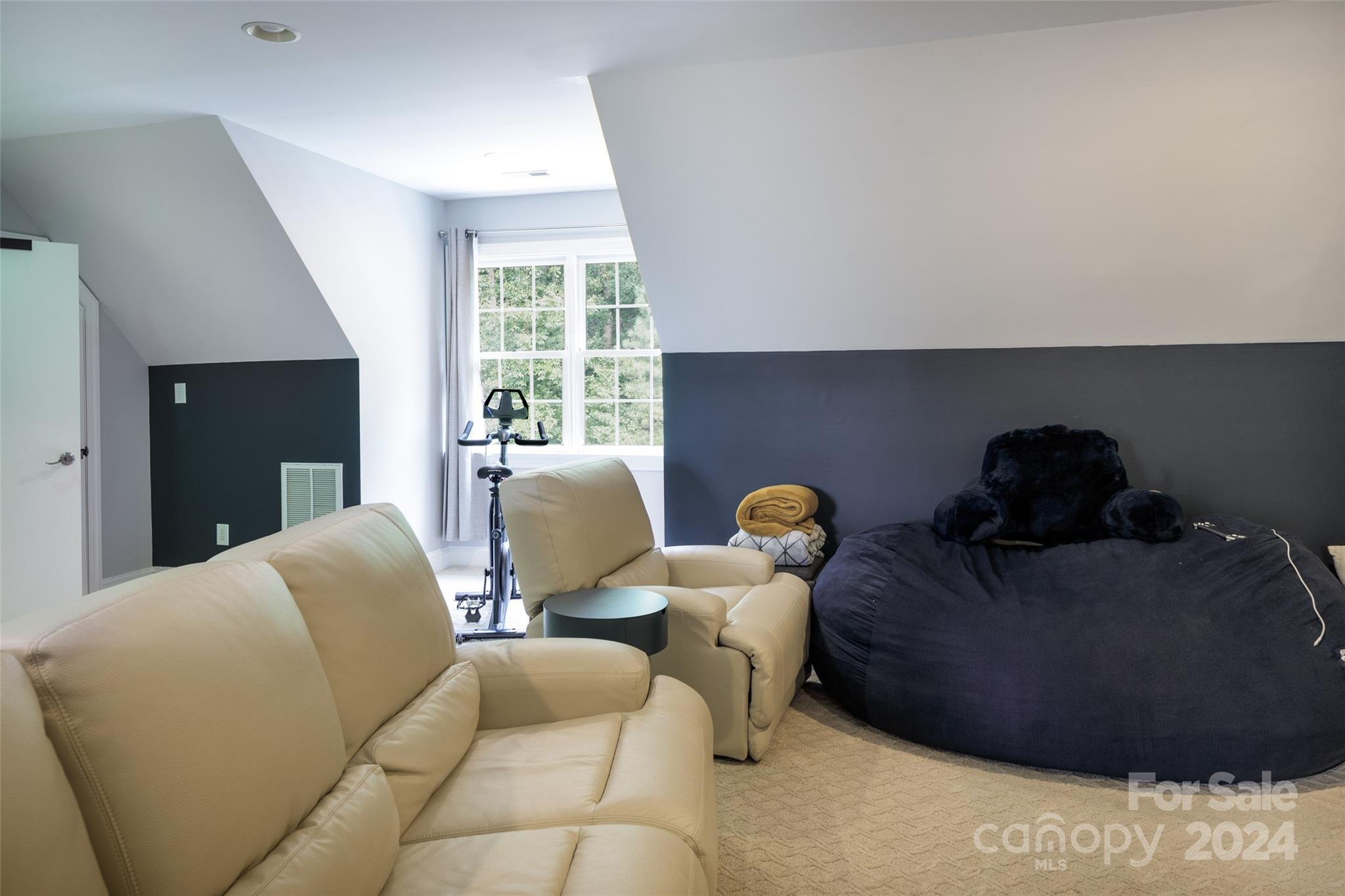 Lost Tree - Residential