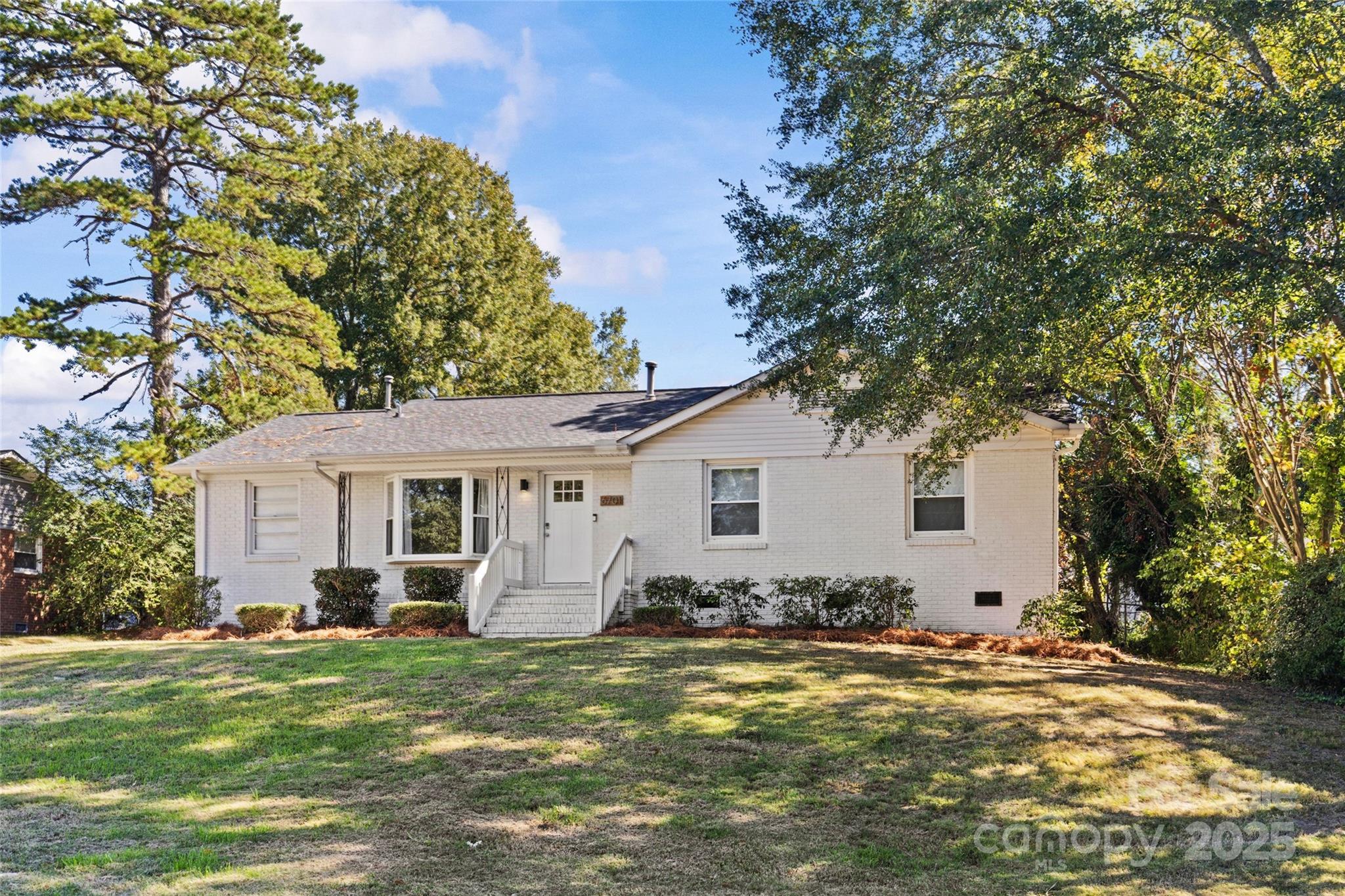 6701 Lynmont Drive