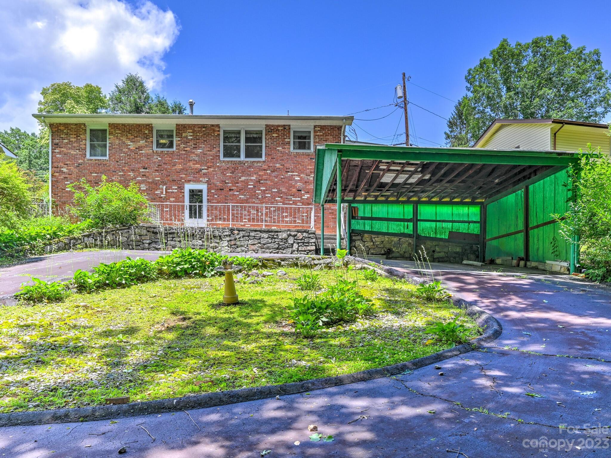 Pine Brook - Residential