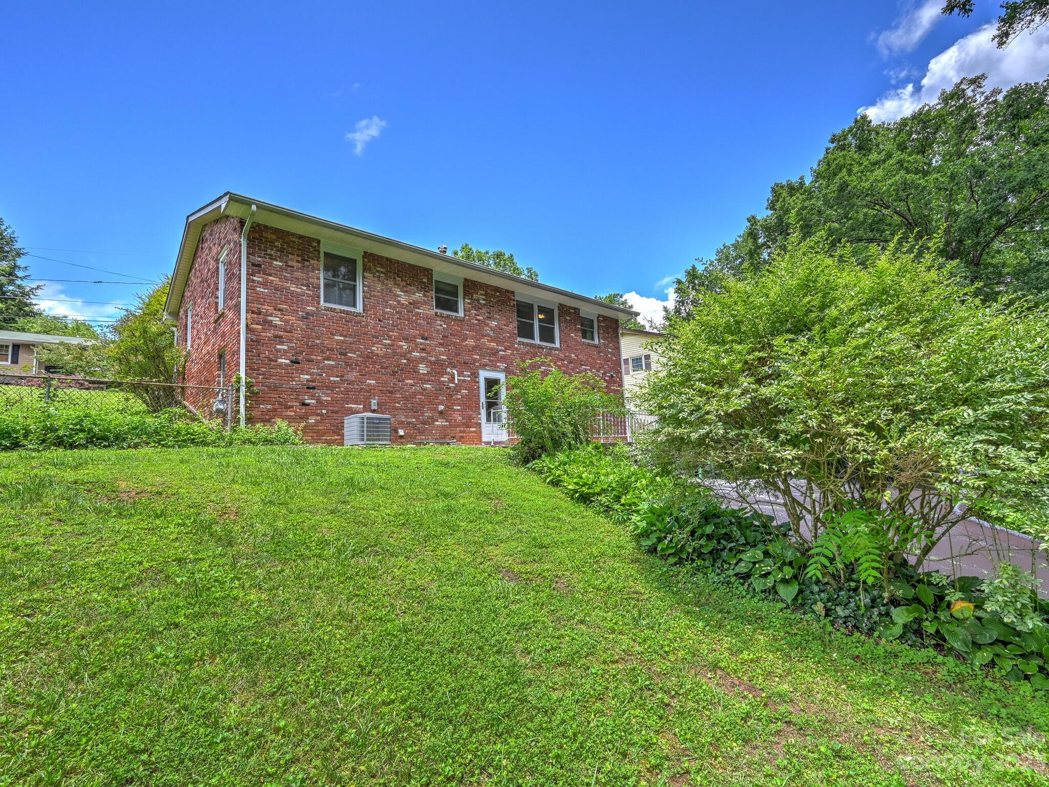 Pine Brook - Residential
