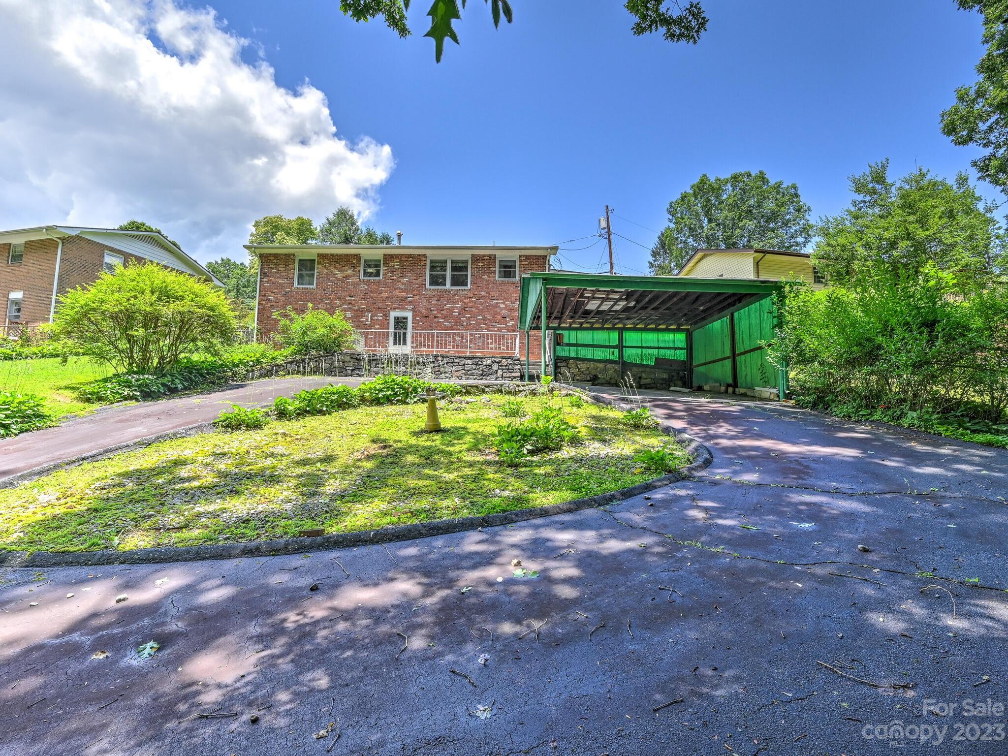 Pine Brook - Residential