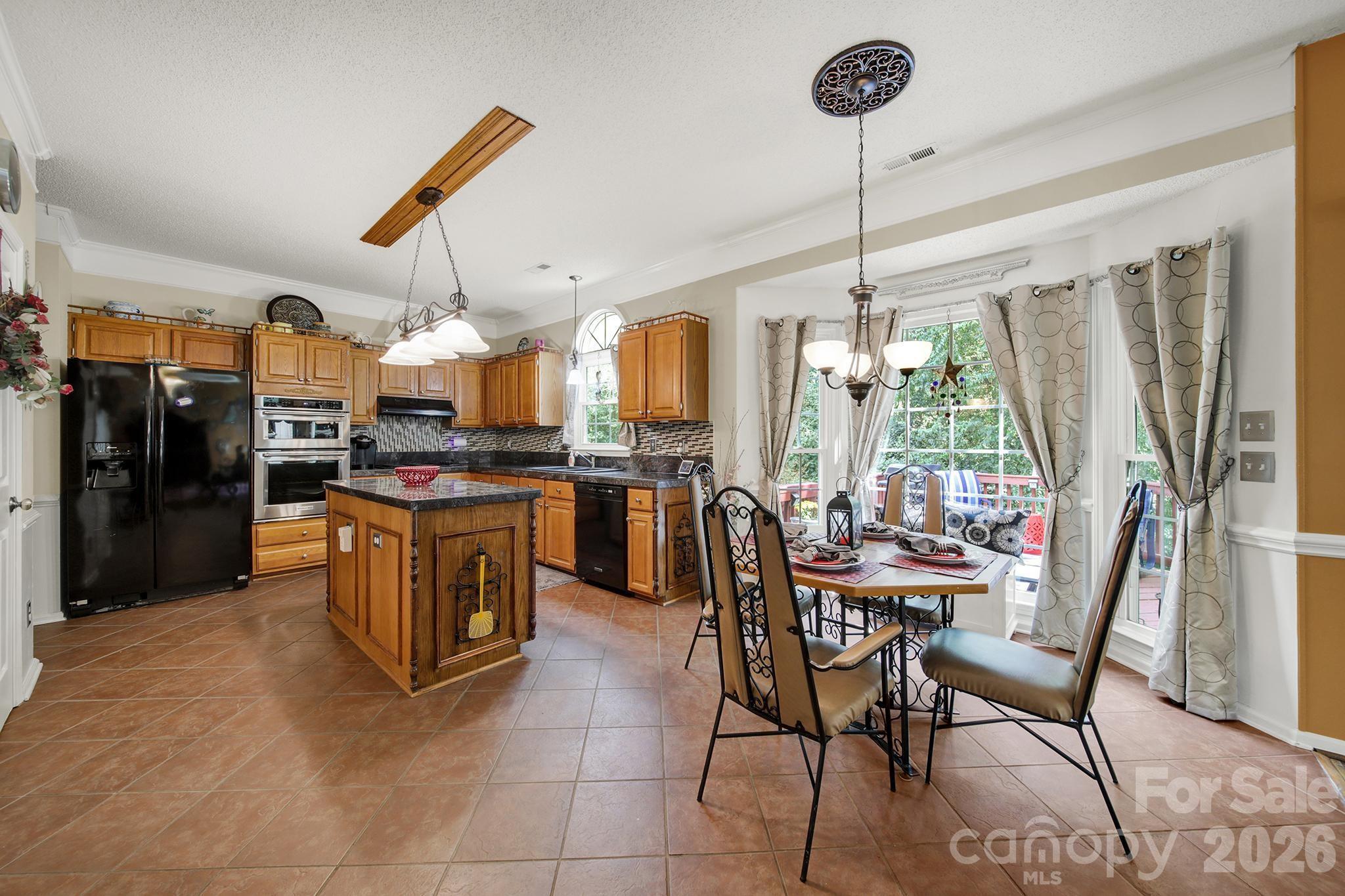 Wilshire - Residential