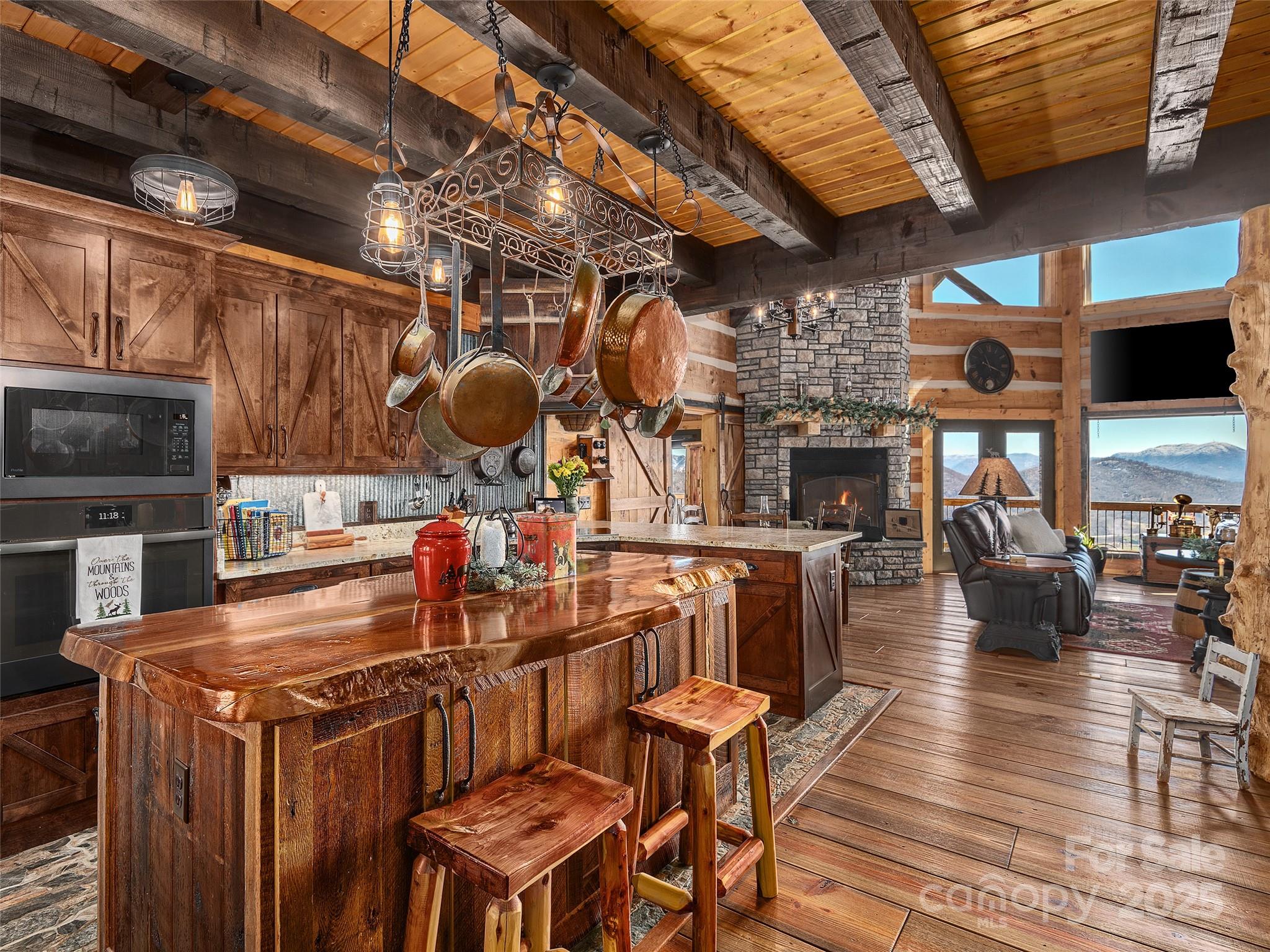 Stone Gate Est - Residential