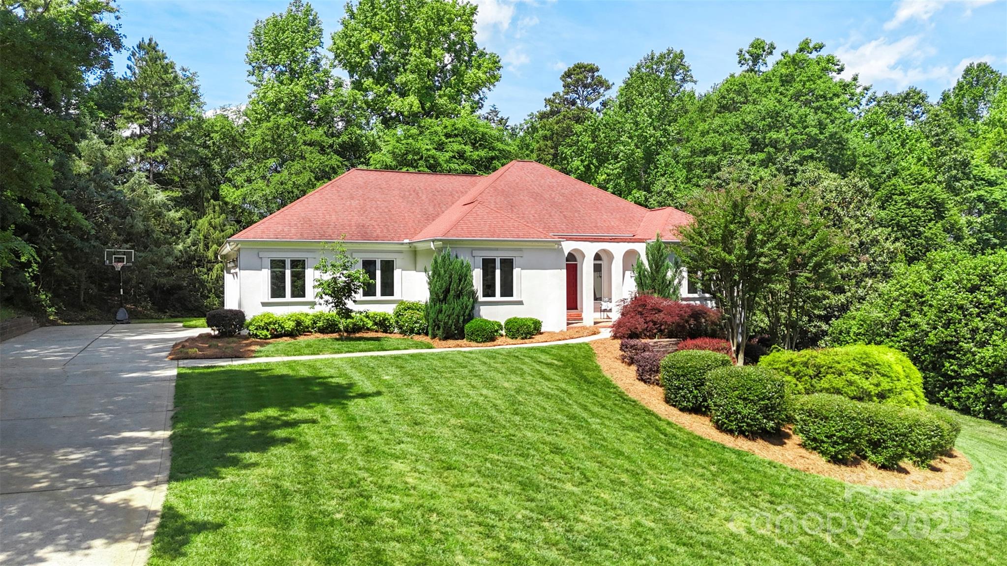 1004 Berwick Court