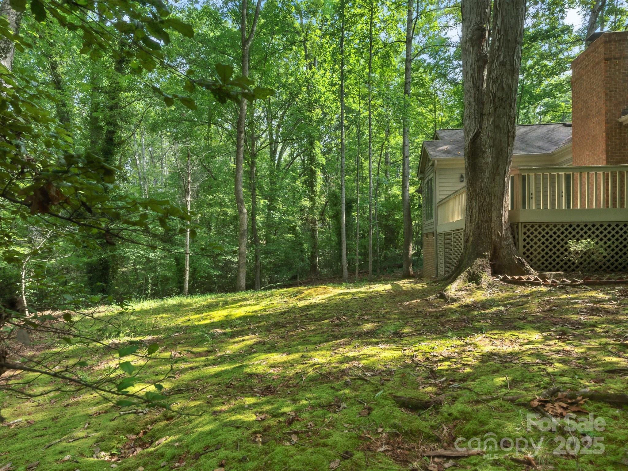 RIVER HILLS - Residential