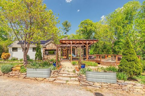 10 Hillendale Road Asheville NC 28805