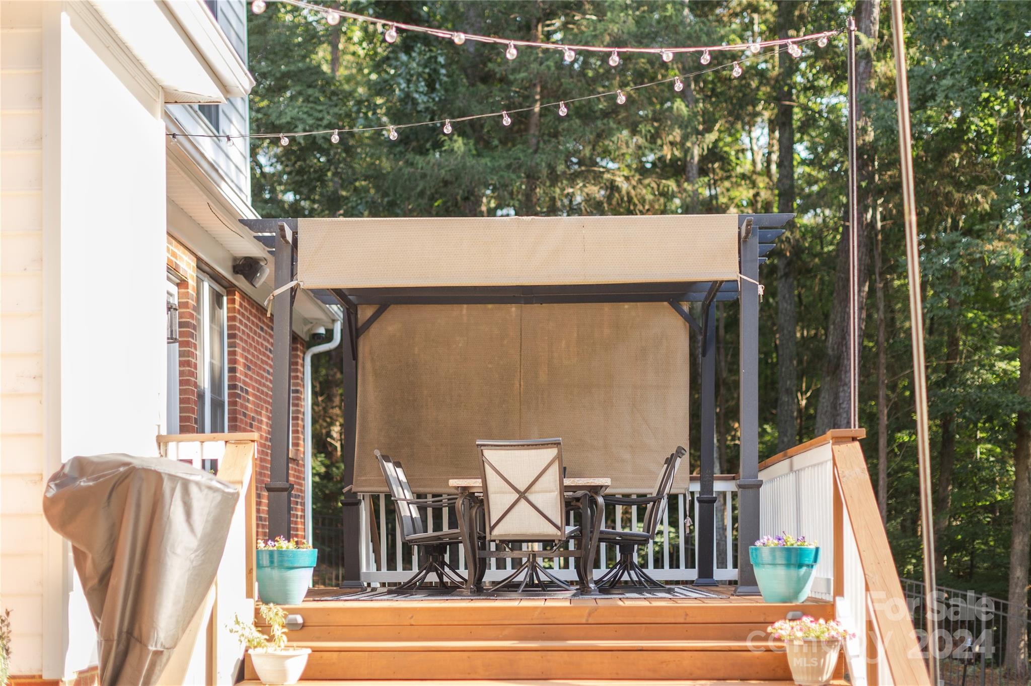 Mariners Bluff - Residential