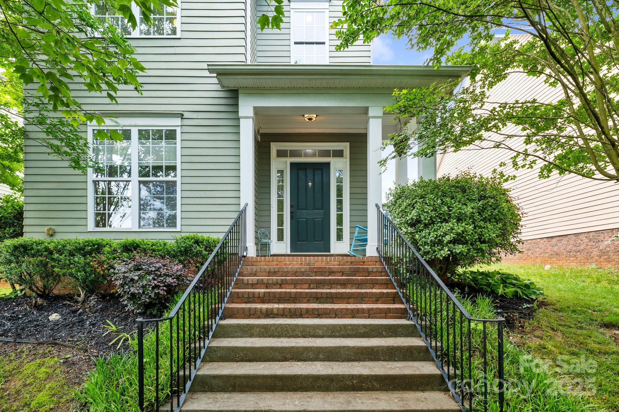 132 E Morehouse Avenue