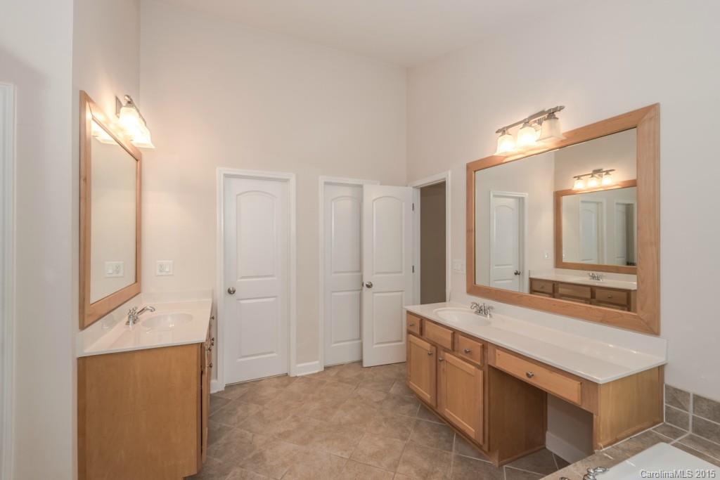 Bridgehampton - Residential