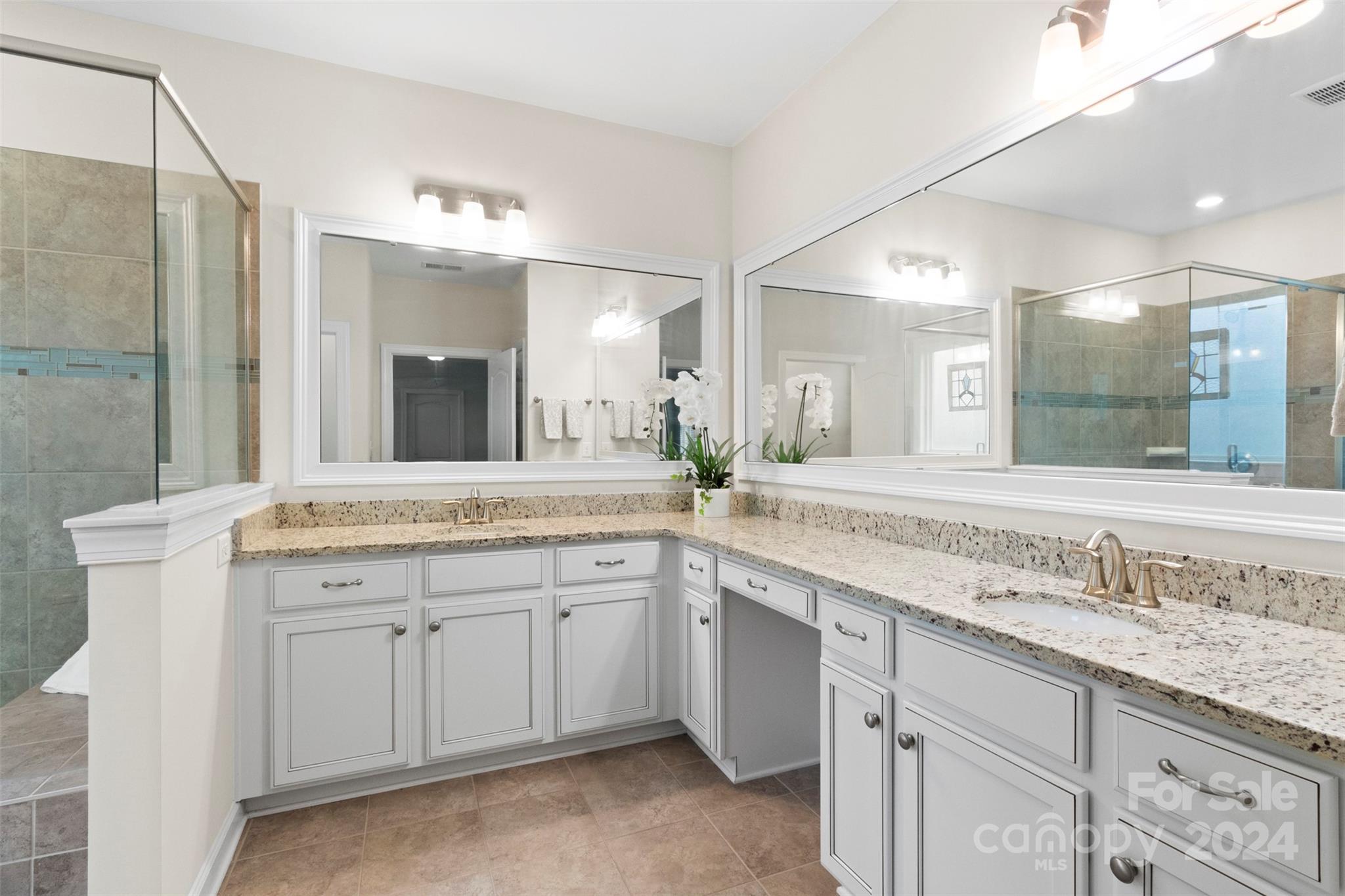 Tree Tops - Residential