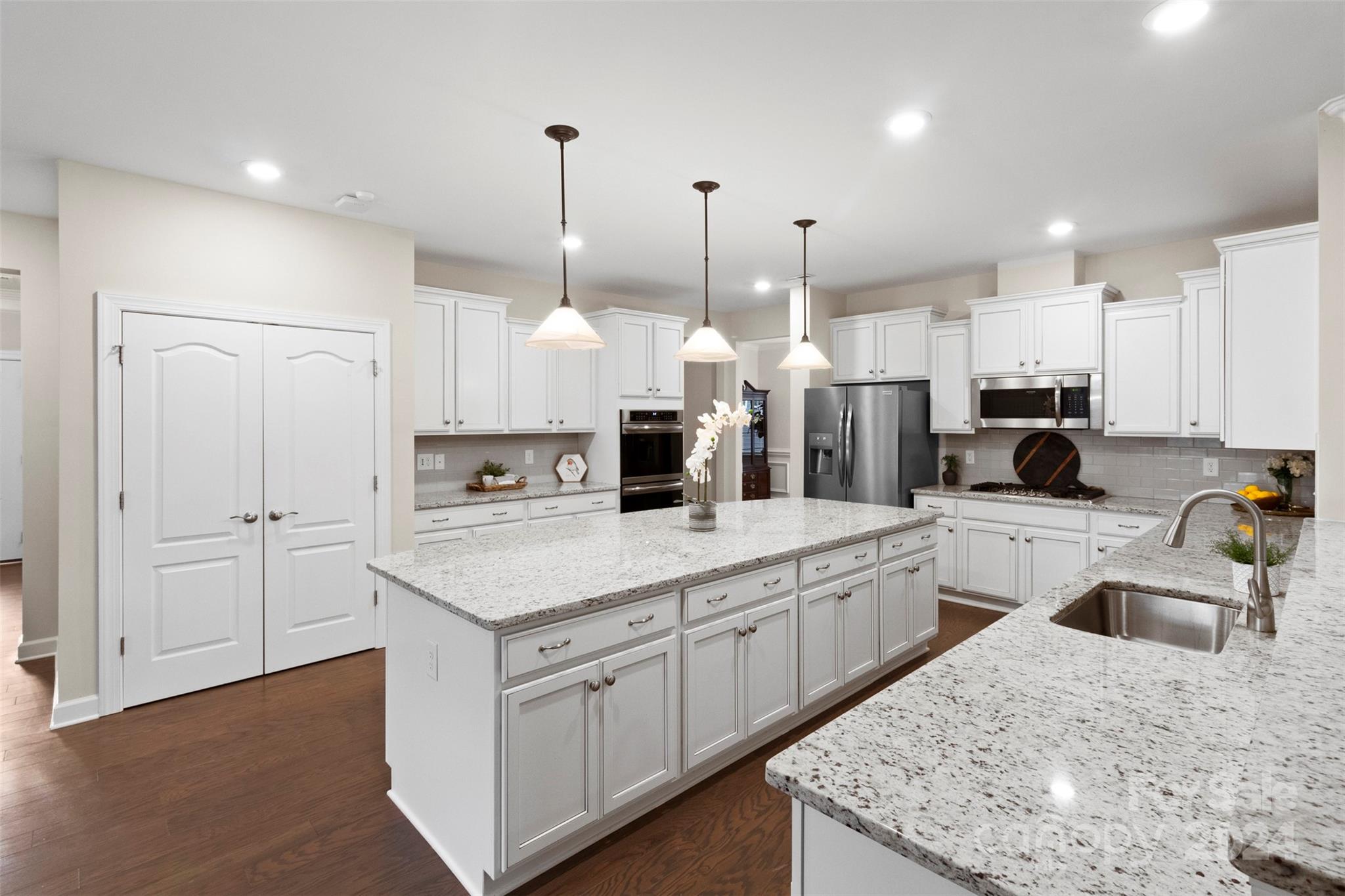 Tree Tops - Residential