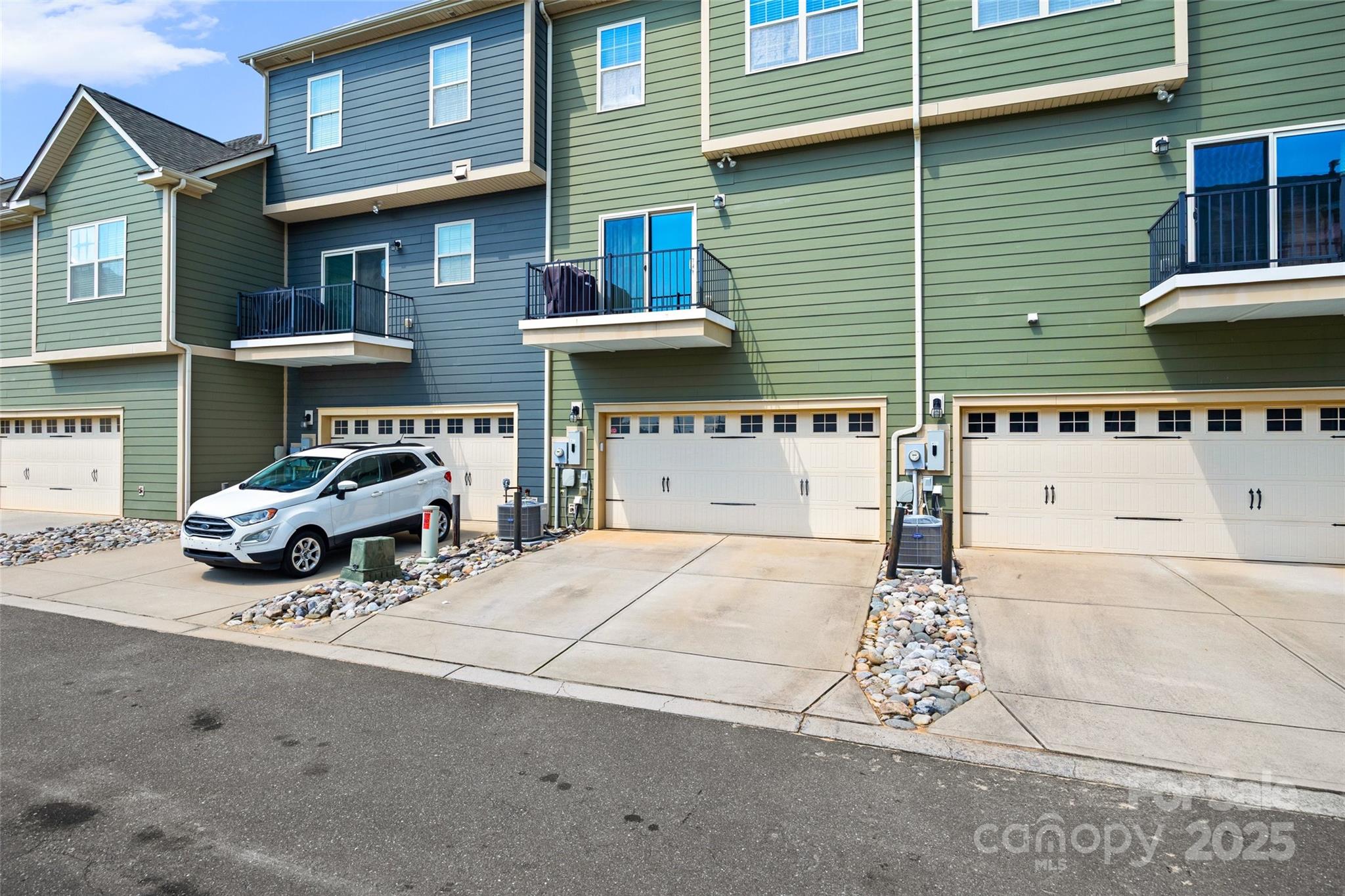 Cameron Creek - Residential