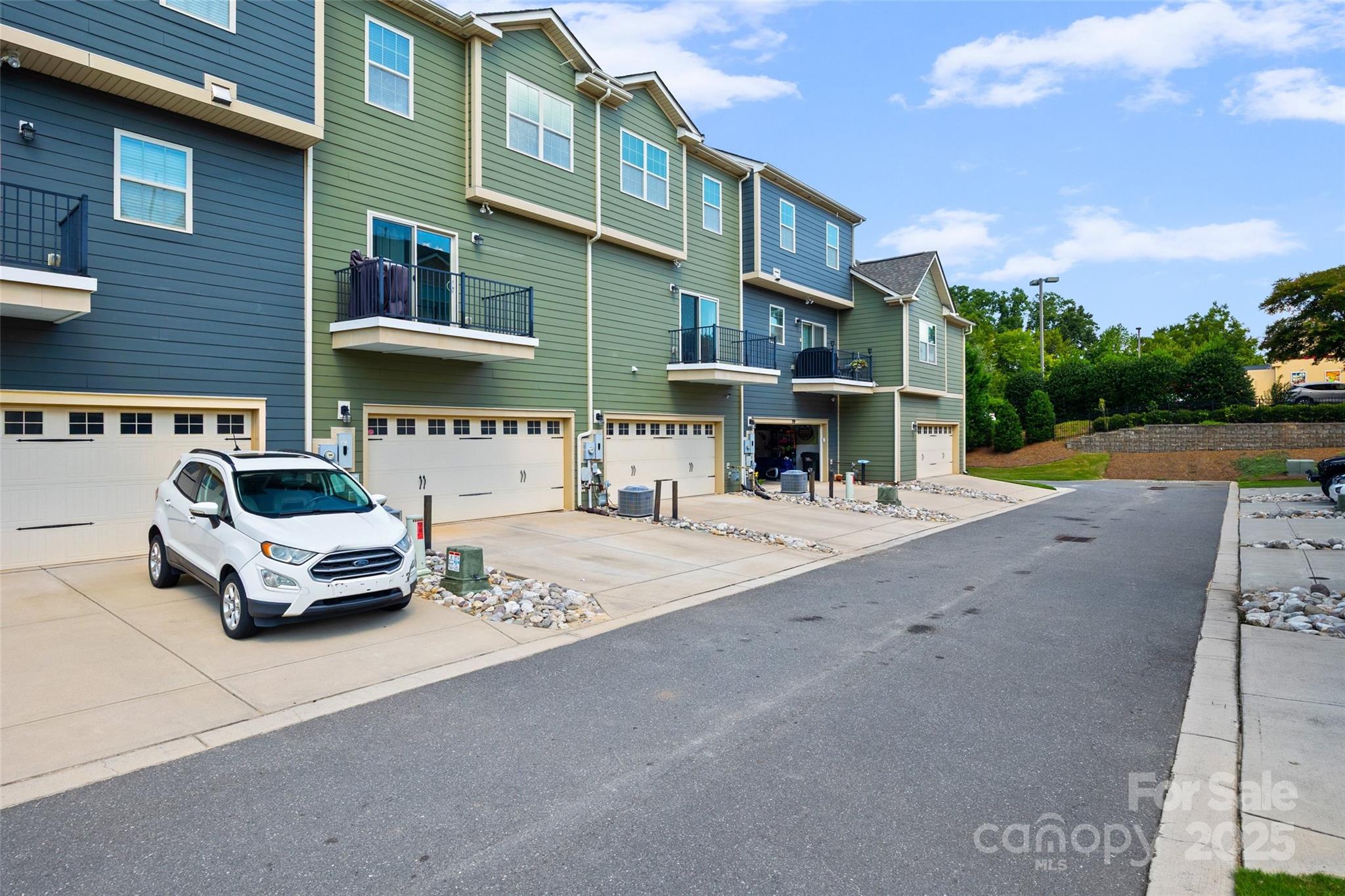 Cameron Creek - Residential