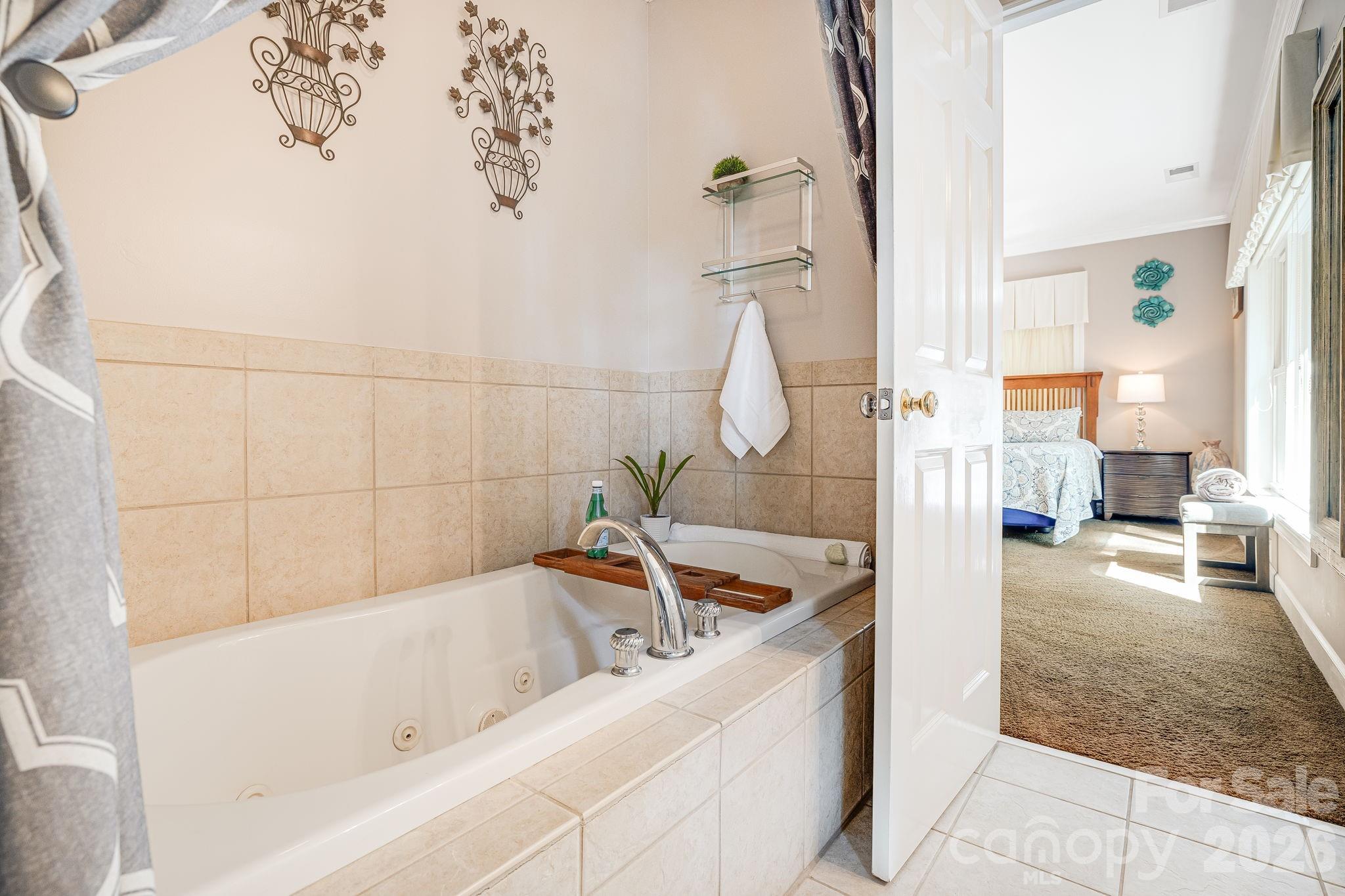 Lake Adger - Residential