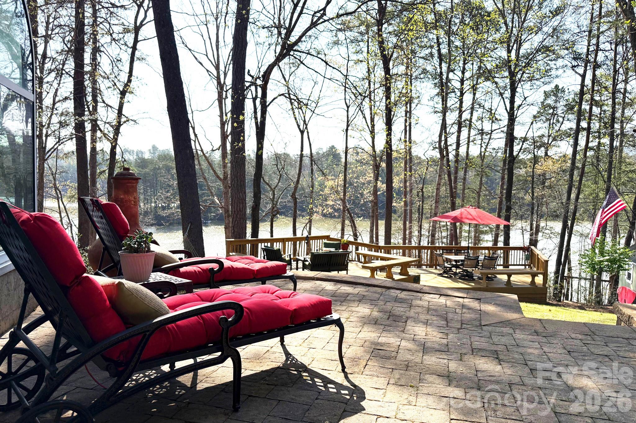 91 Island View Court