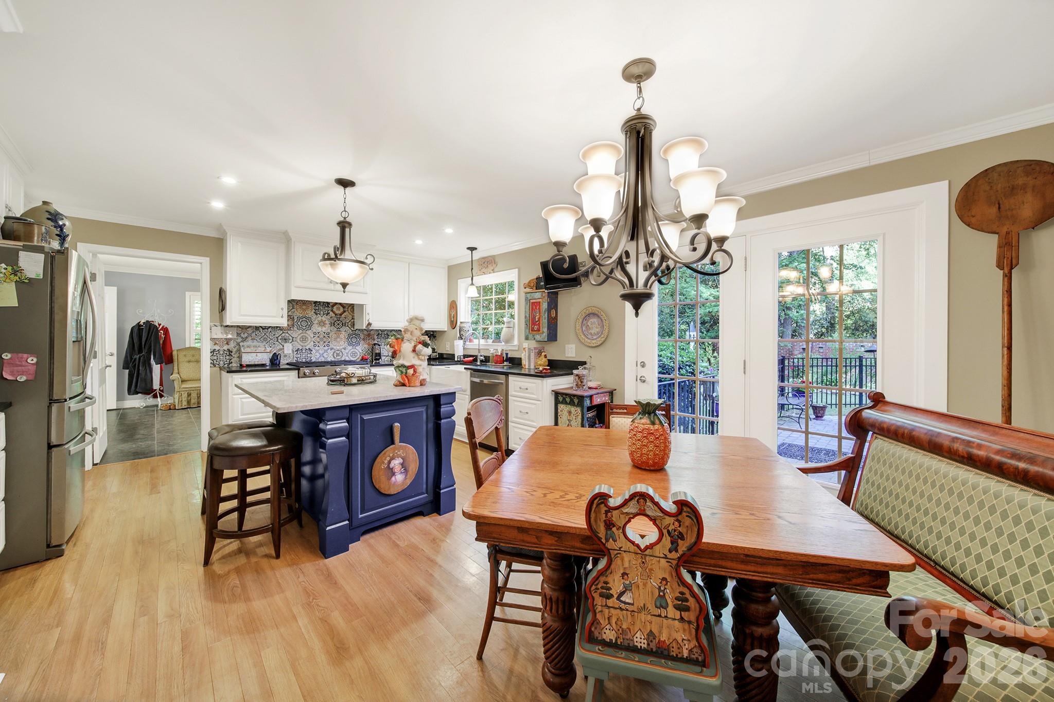 Forest Hills - Residential