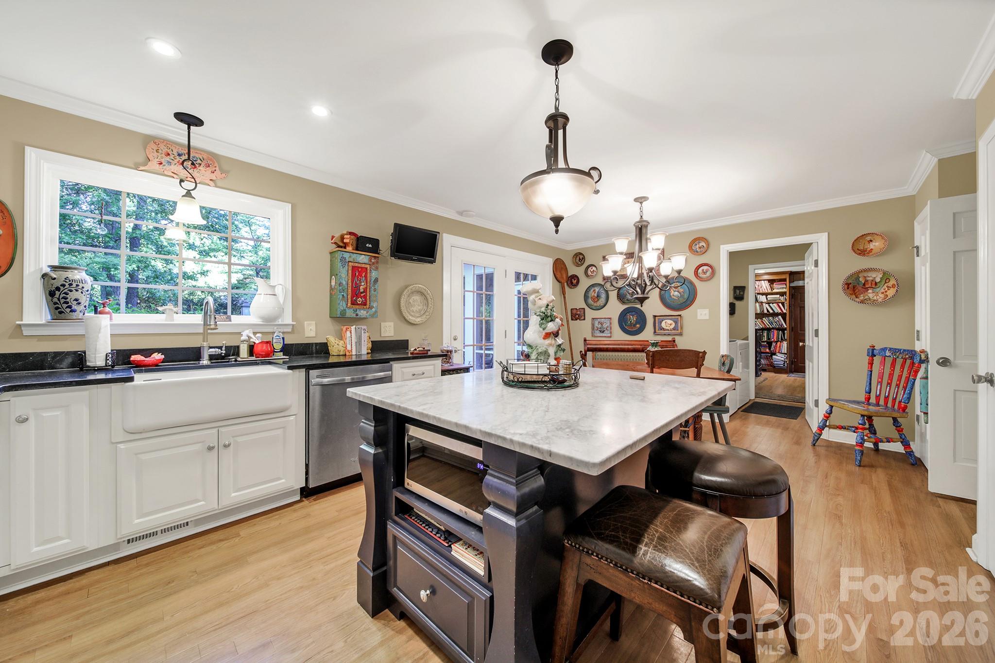 Forest Hills - Residential