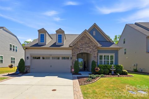 2404 Napa Valley Drive Waxhaw NC 28173