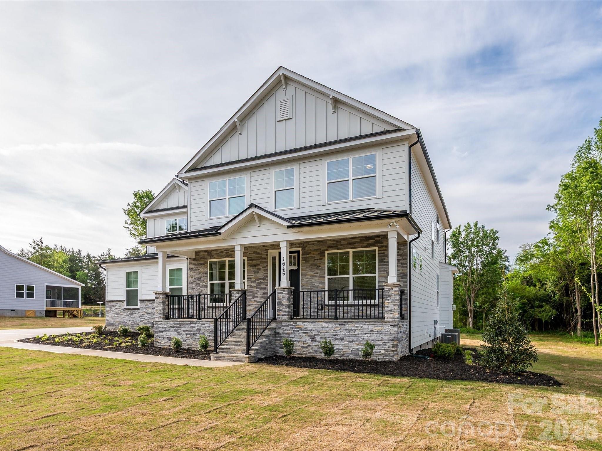 Meadow Lakes II - Residential