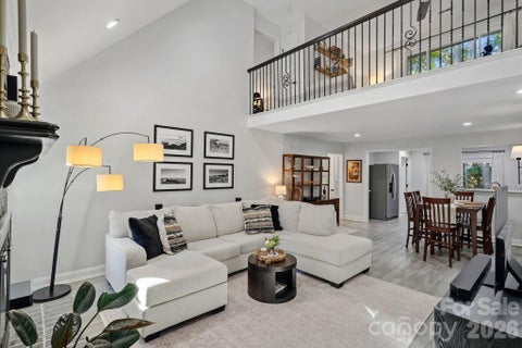 Photo of 8331 Trail View Drive, Charlotte, NC 28226 (MLS # 4418749)