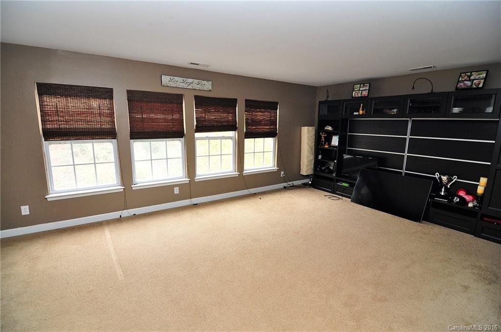 Highland Creek - Residential