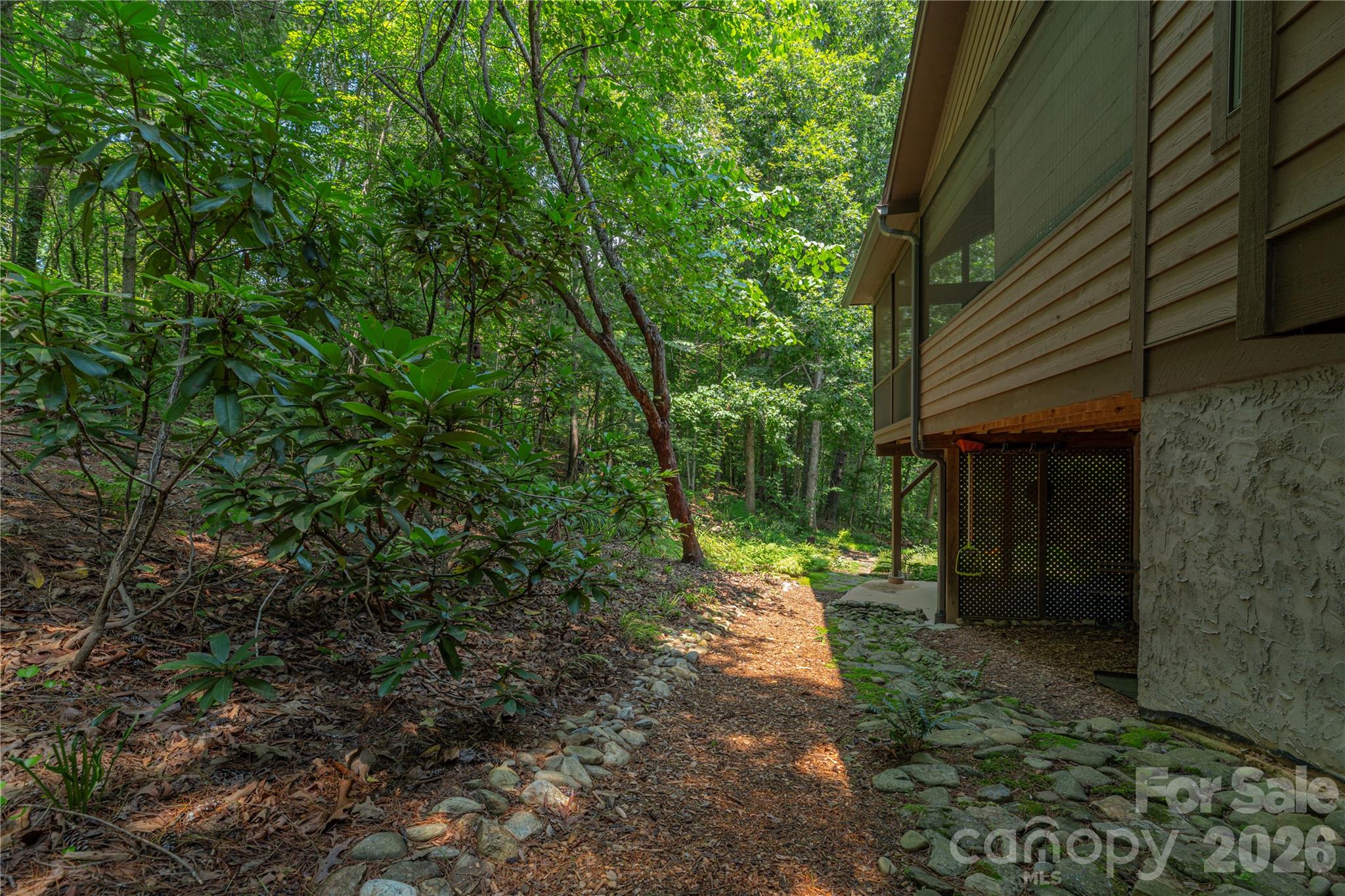 35 Hillcreek Drive