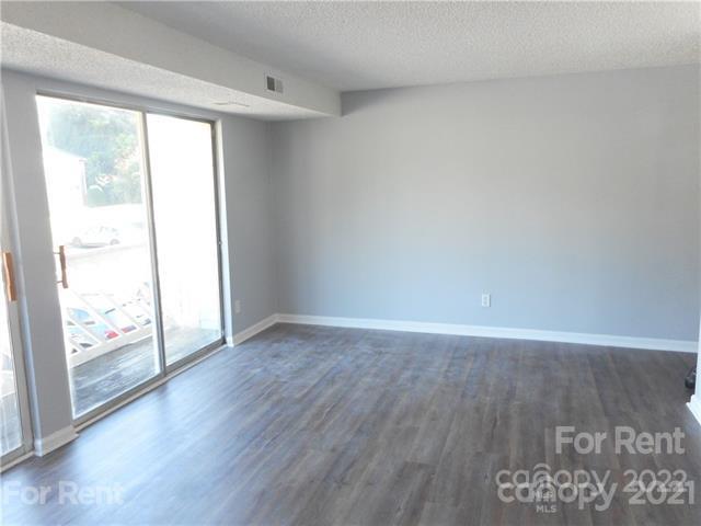 Shannon Green - Residential Lease