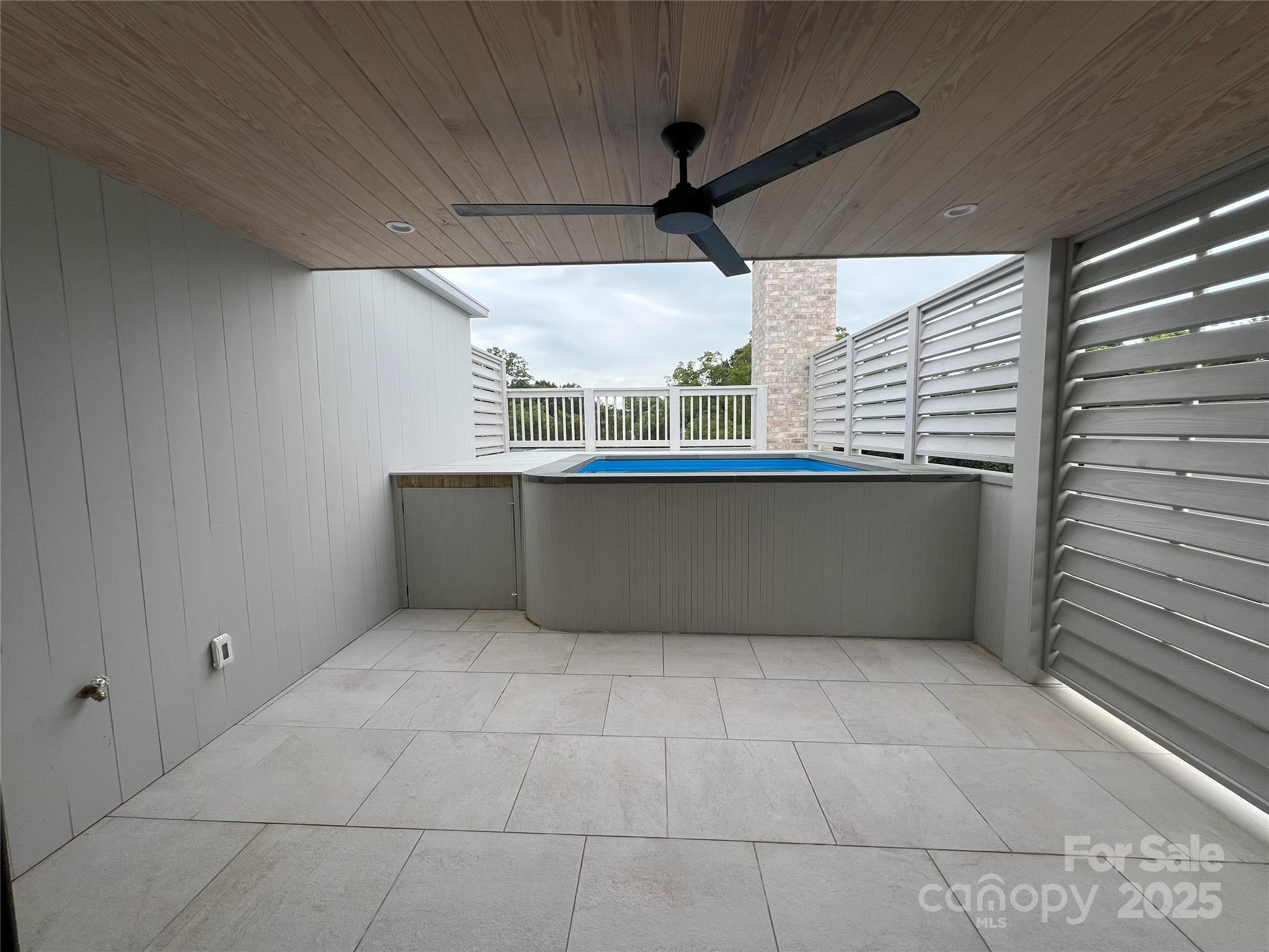 The Arts District - Residential