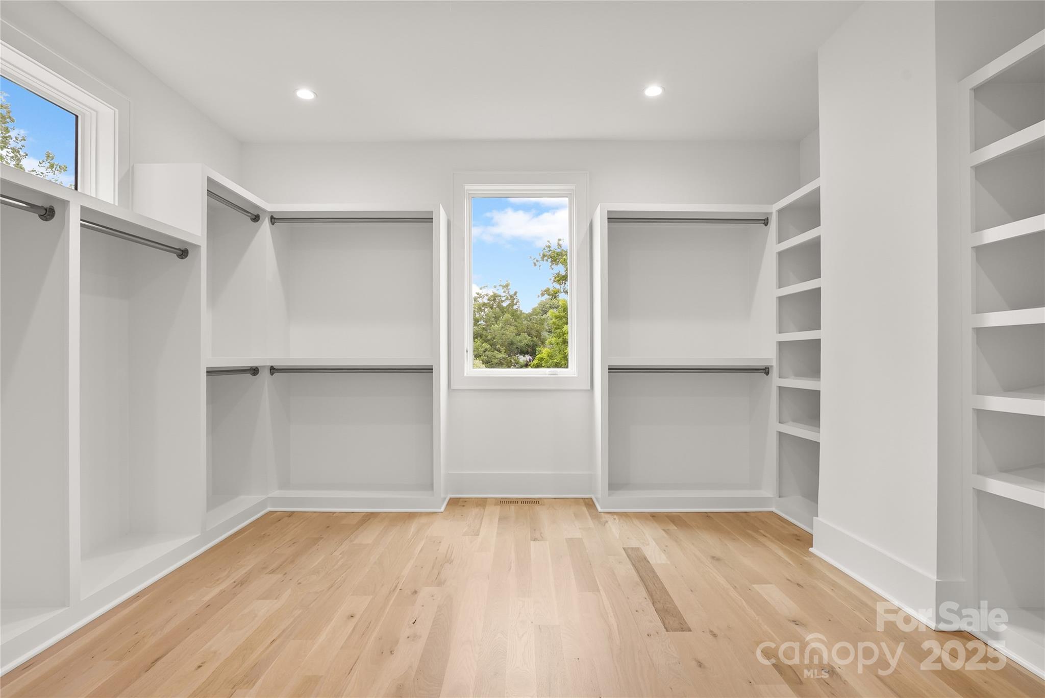 The Arts District - Residential