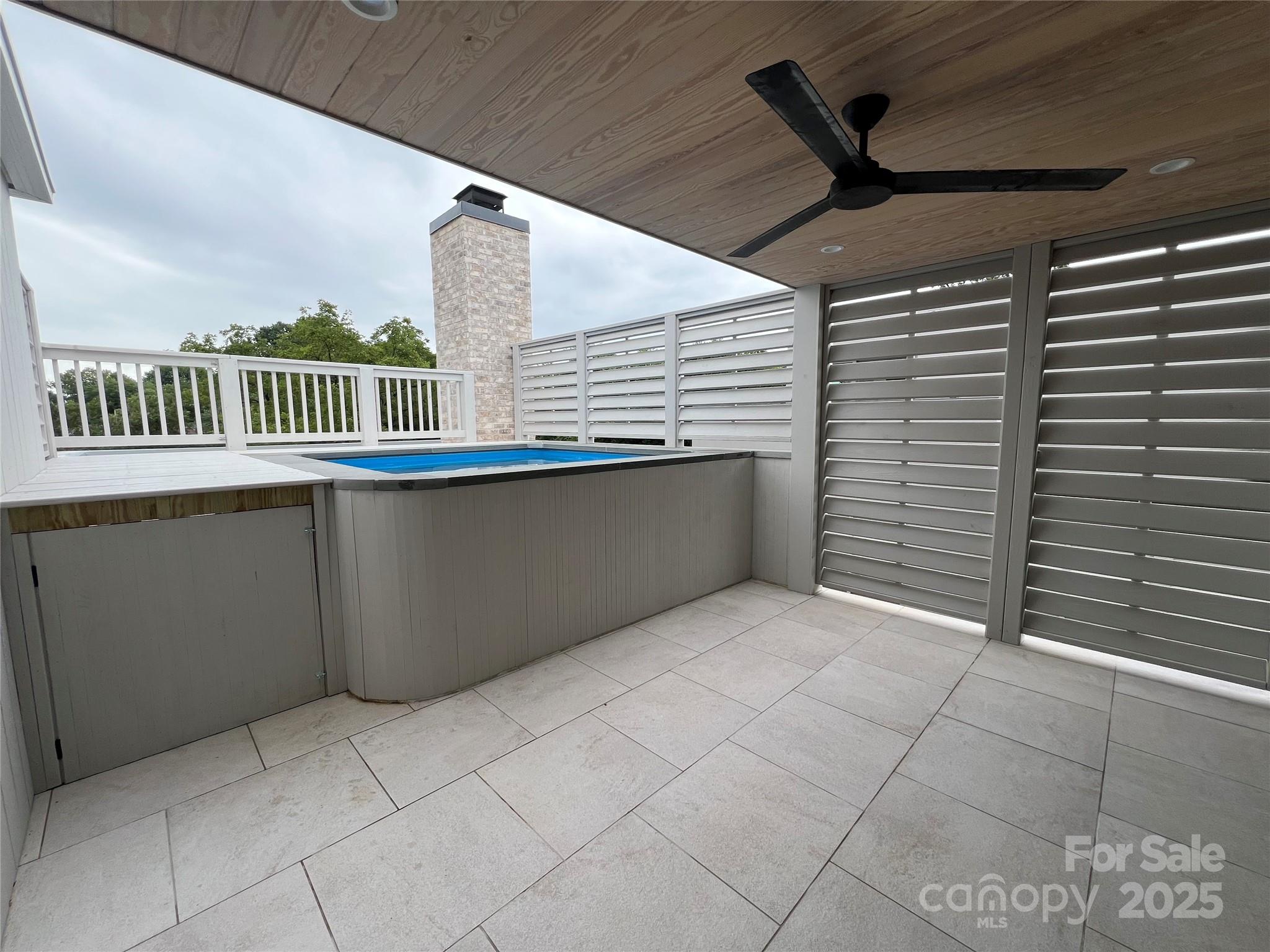 The Arts District - Residential