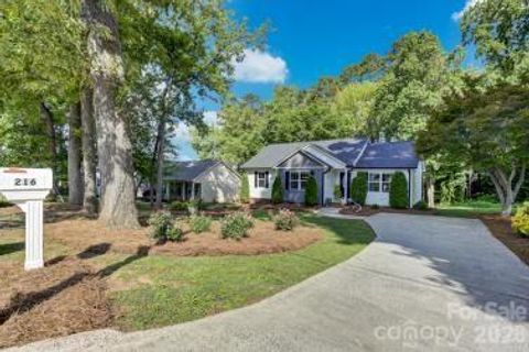 Photo of 216 Hillside Avenue SW #36-38, Concord, NC 28025 (MLS # 4389070)