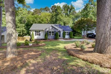 216 Hillside Avenue SW 36-38