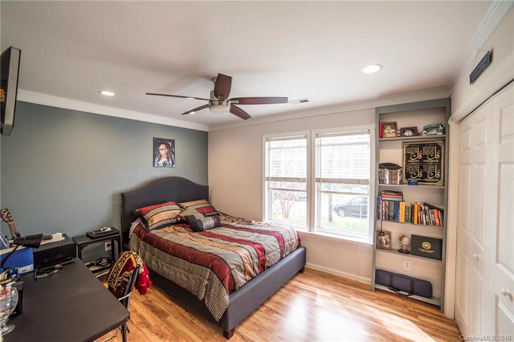 Brandon Oaks - Residential