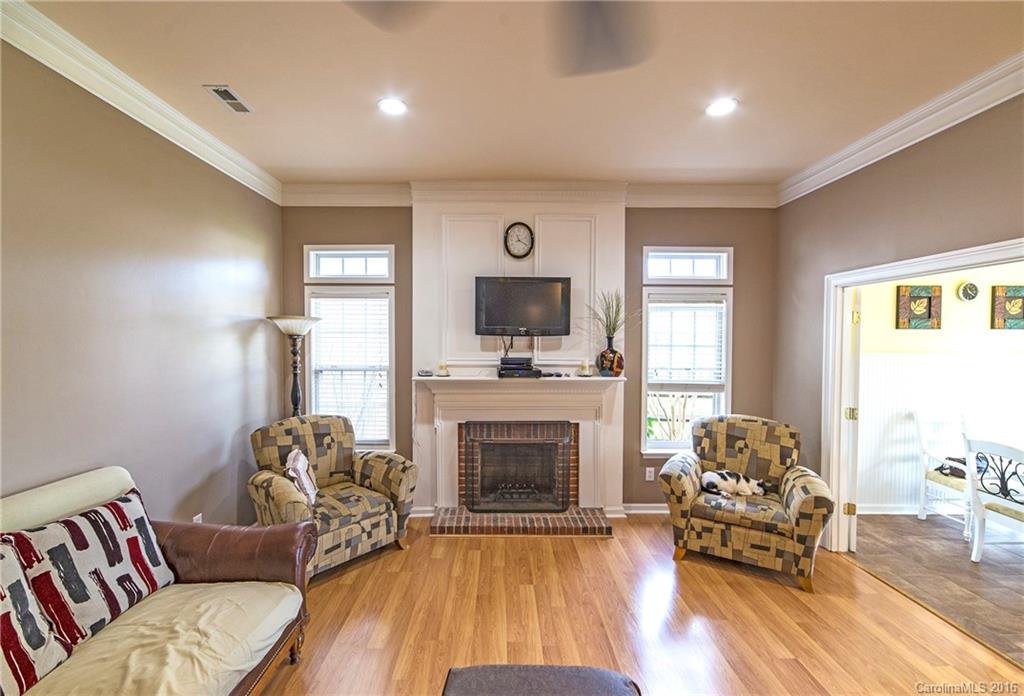 Brandon Oaks - Residential