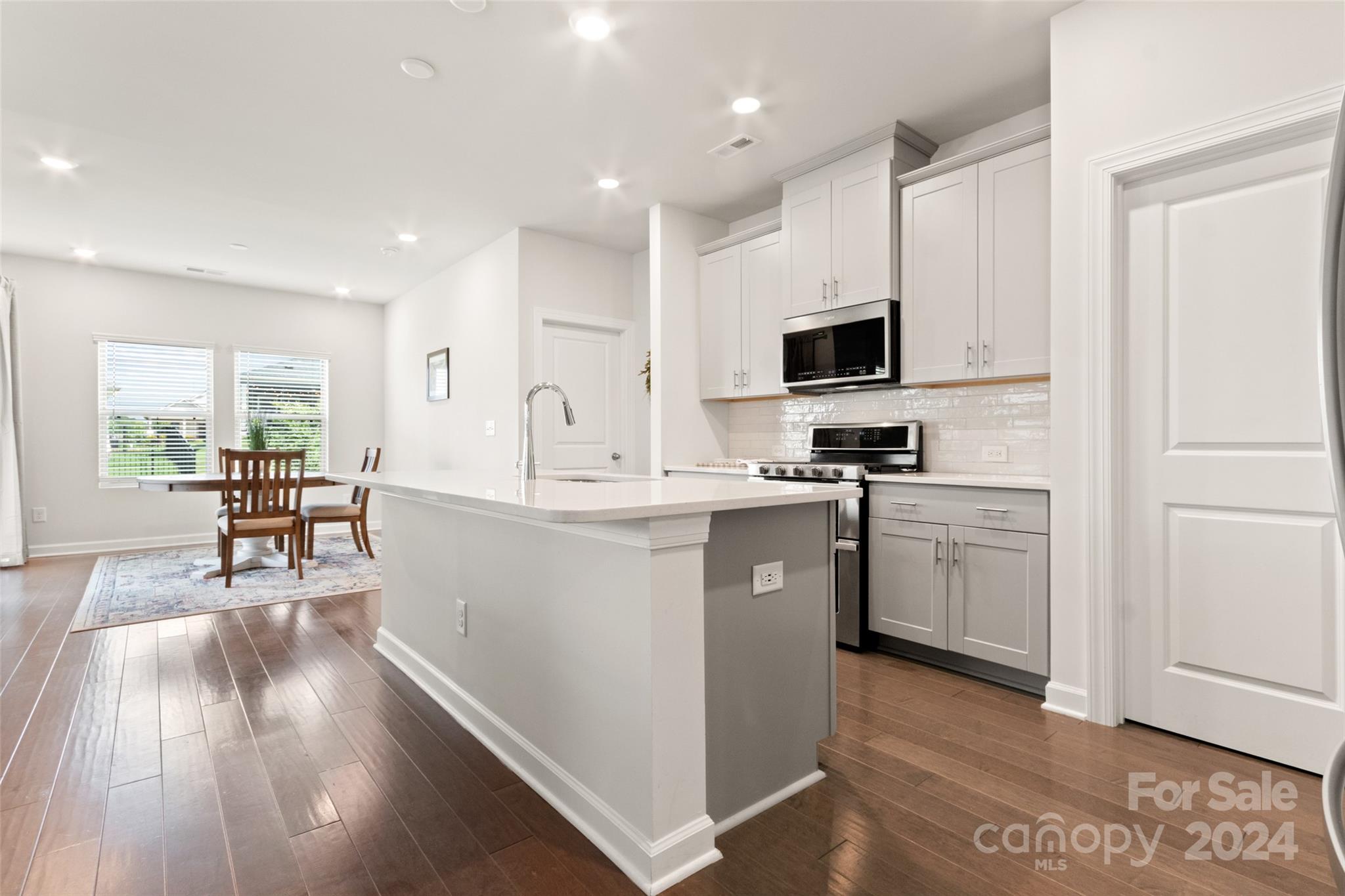 Larkhaven Hills - Residential