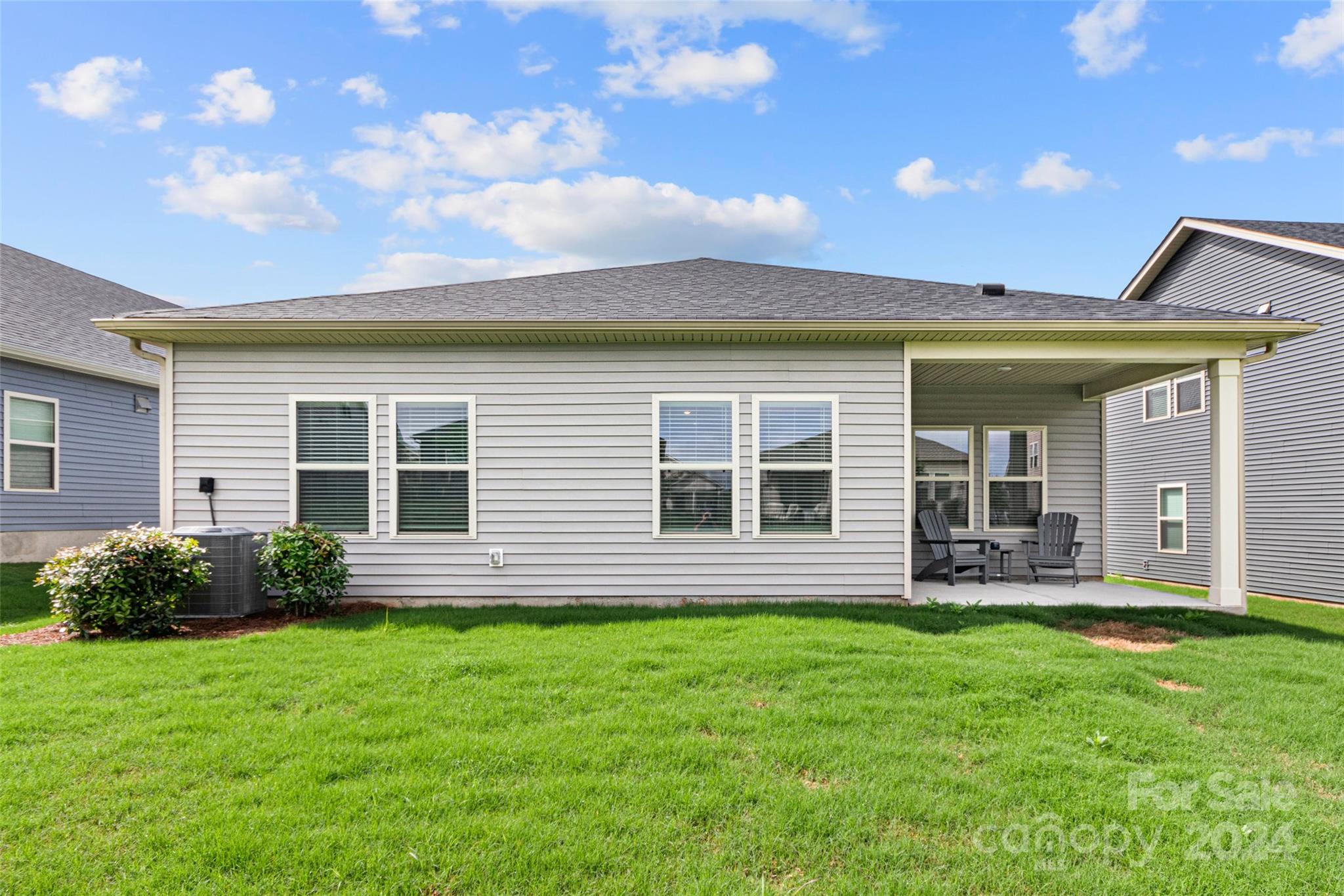Larkhaven Hills - Residential