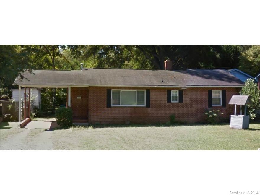 Brick 3 bedroom 1 bathroom ranch with hardwood floors. This home sits on a large lot and has a 1 car carport, this house has been well maintained and is ready to go. Offering first month free with signed lease and move in by 9/30/14.