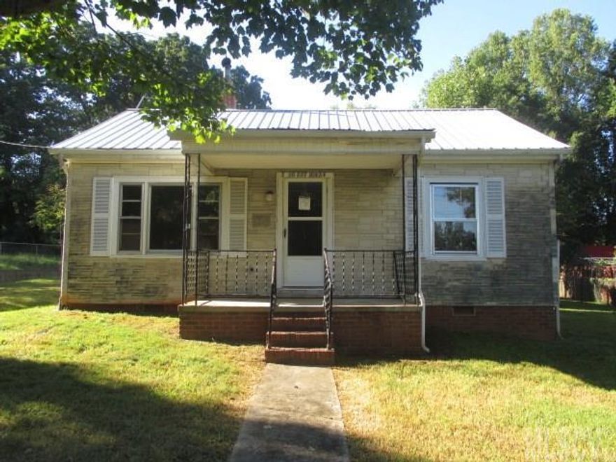 Maiden - 2 homes located on .45 acres. Front home is 720 sq ft.  There is a large eat-in kitchen, large den, 2 bedrooms/1 bath, an office and a utility room. The home in the back has 1 bedroom, 1 bath, eat-in kitchen and den.  This is a Fannie Mae HomePath property.  All offers must be submitted online at www..homepath.com. HomePath information is on their website.