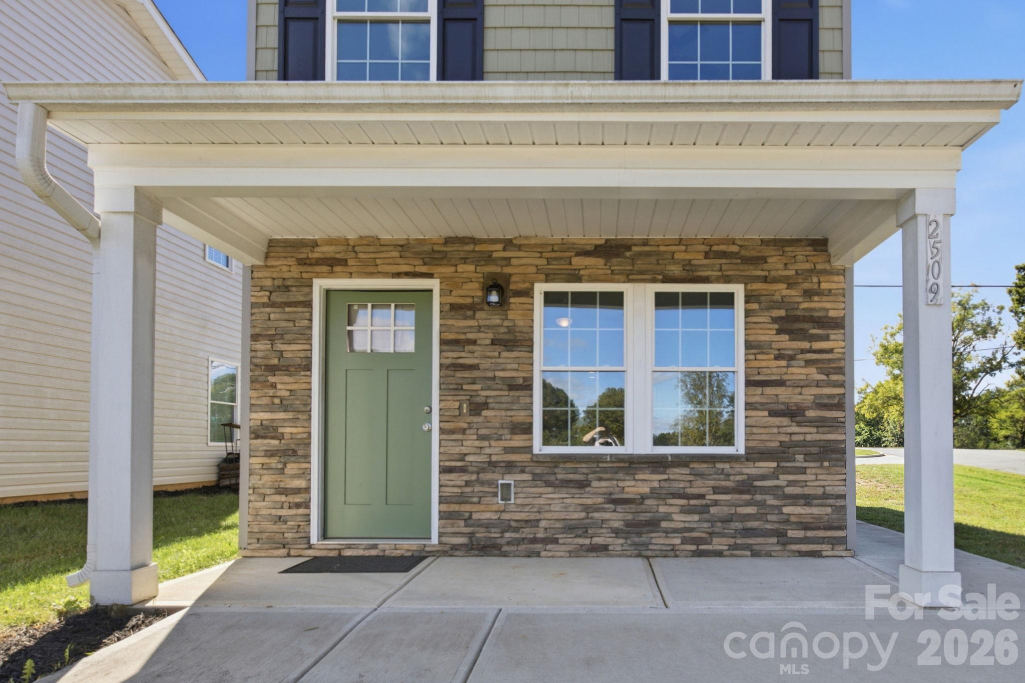 2509 Snow Creek Road NE
