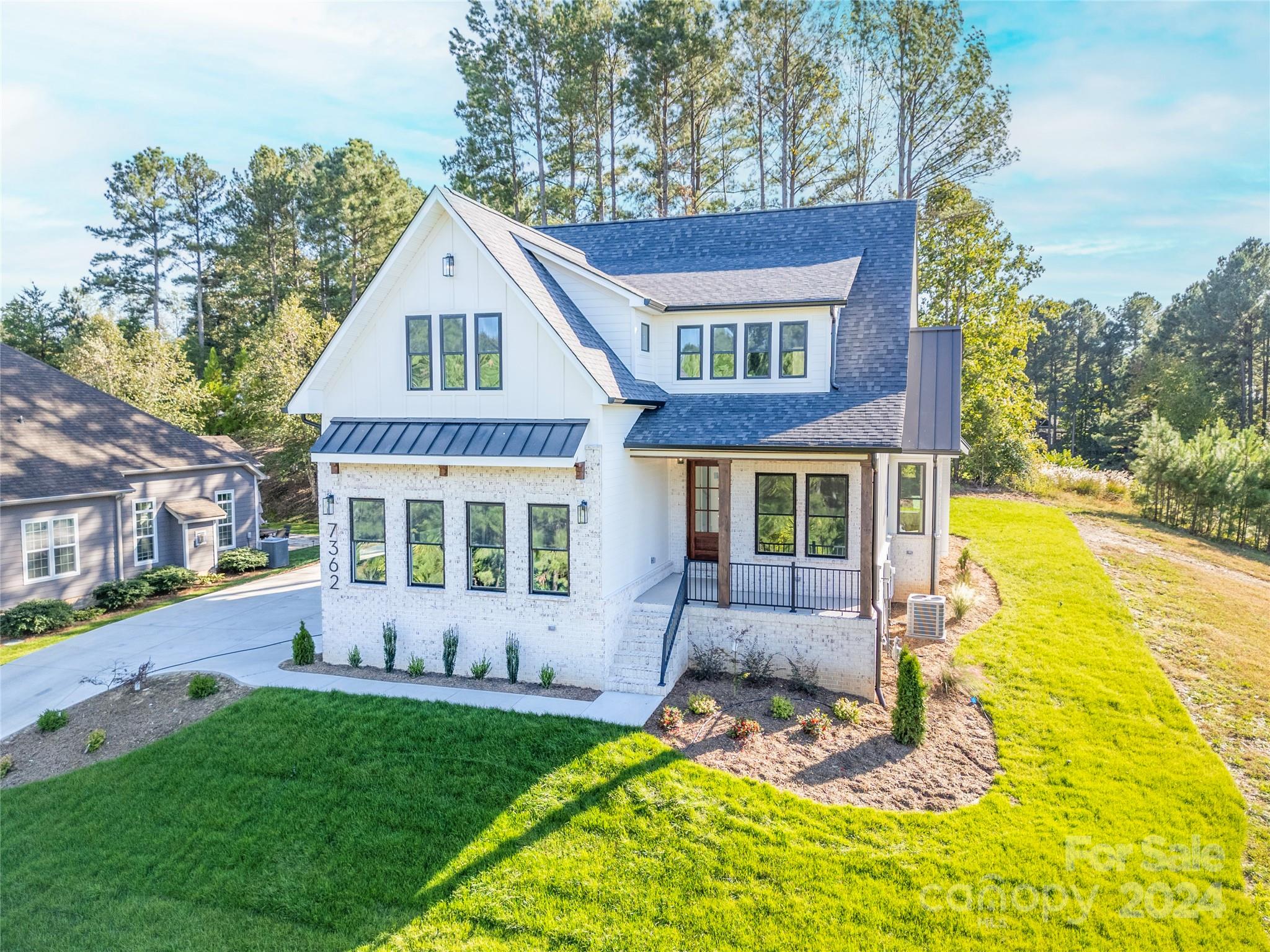7362 Hemlock Court