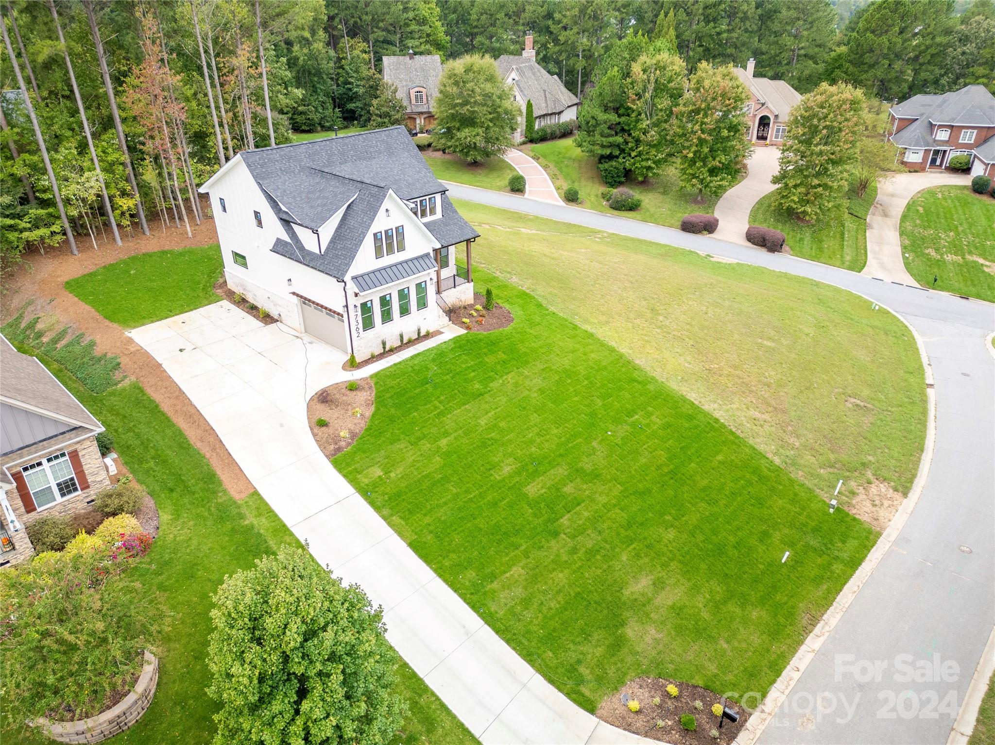 7362 Hemlock Court