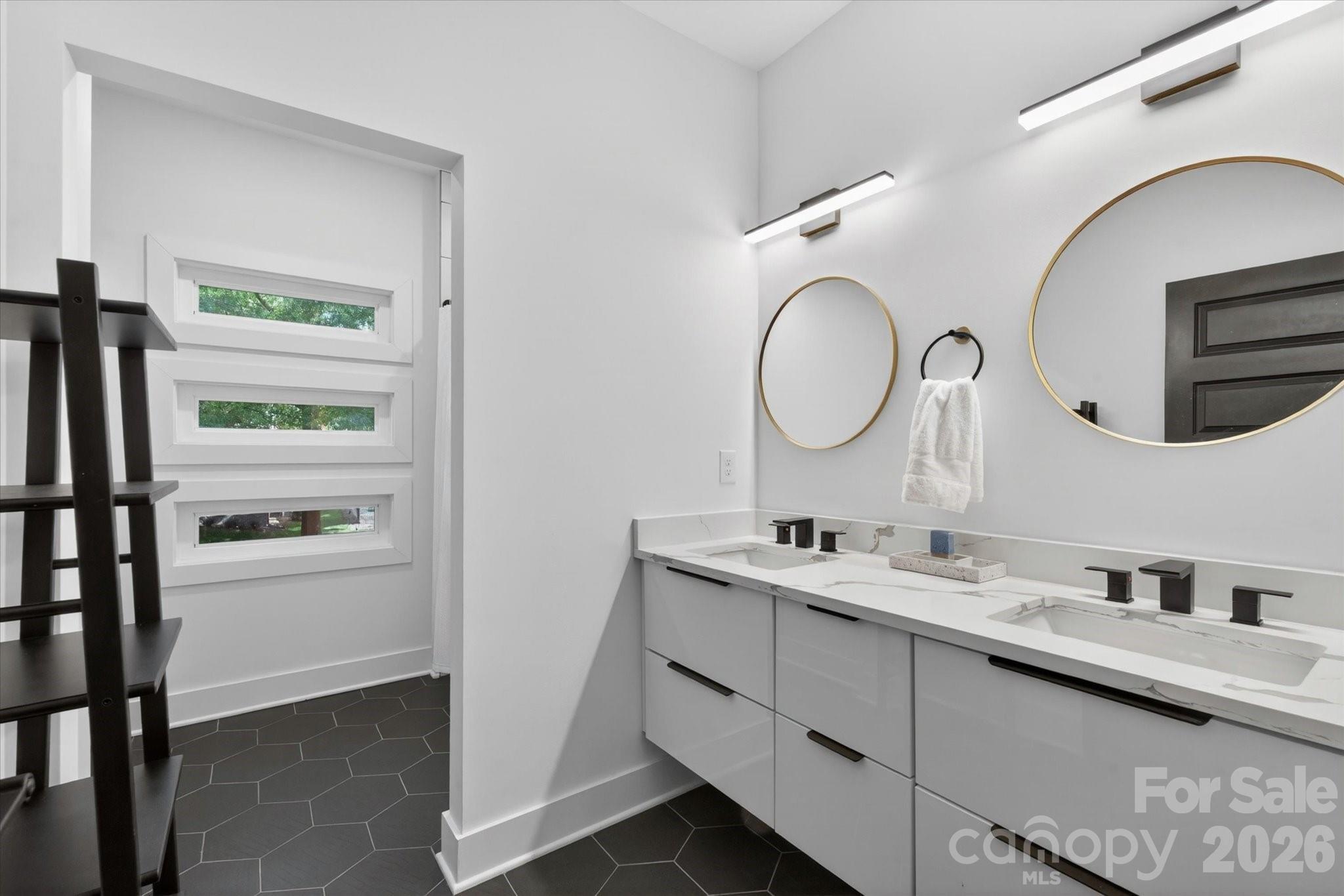 Oakhurst - Residential