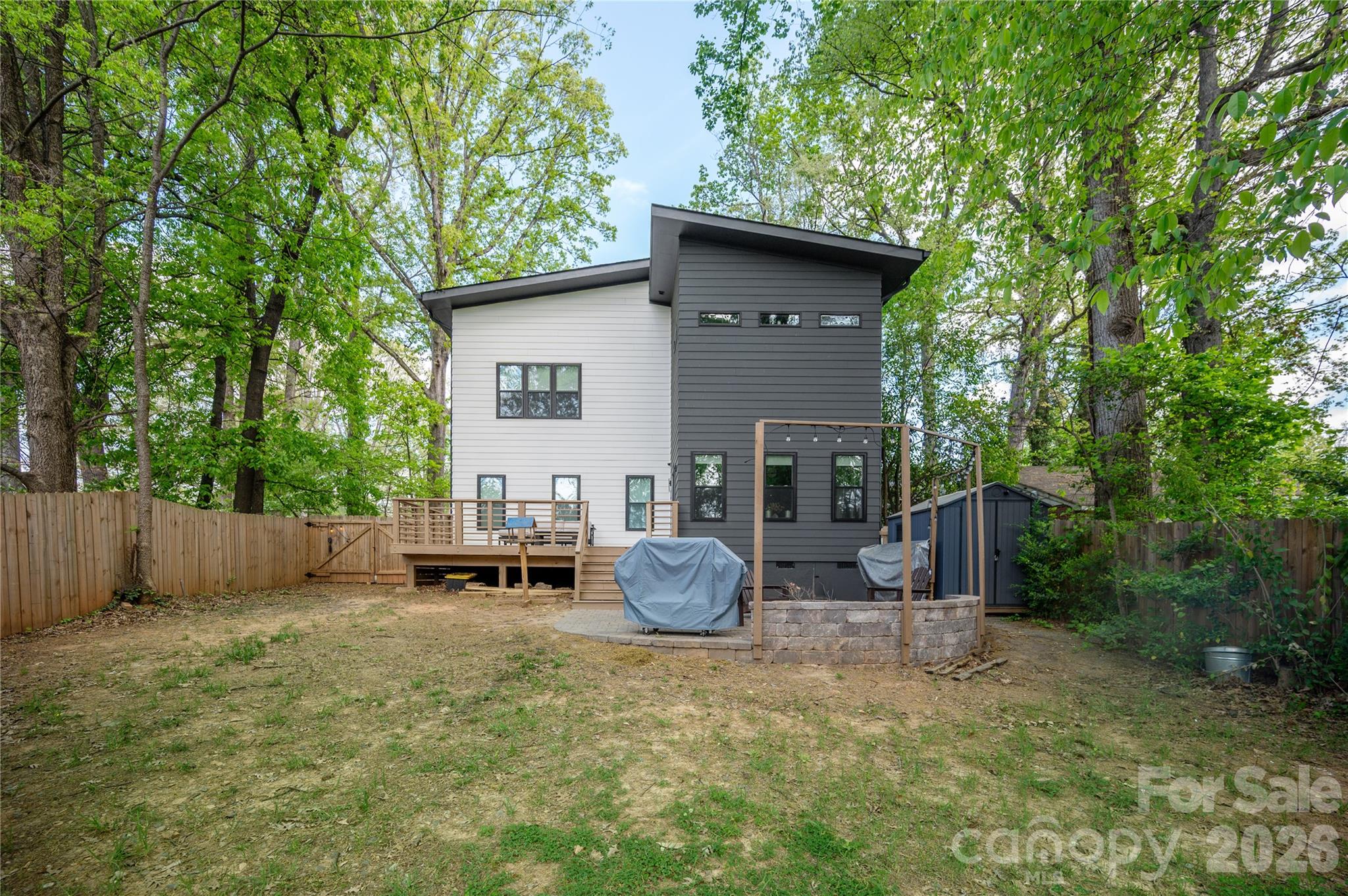 1608 Chippendale Road