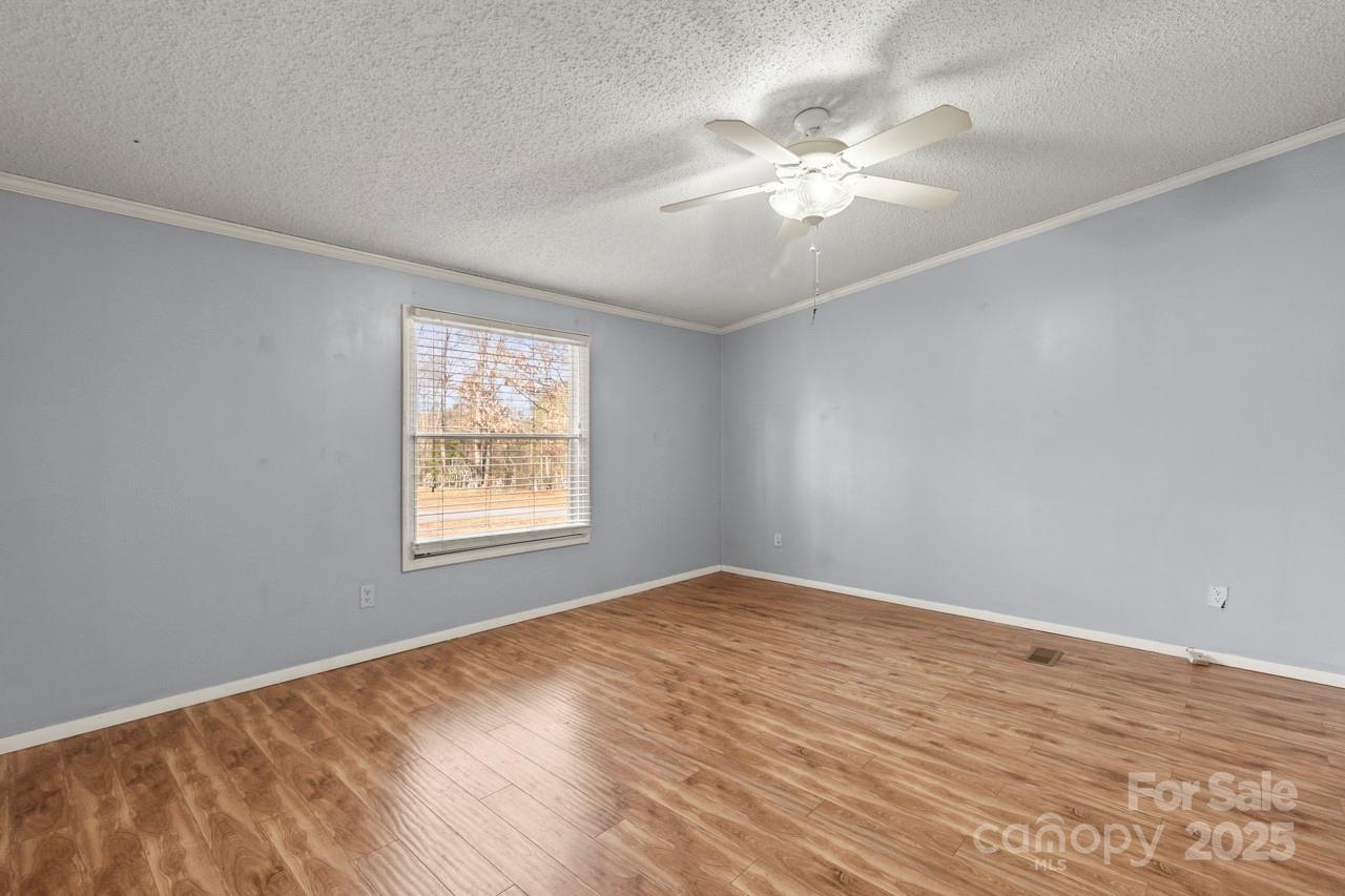 Mount Anderson - Residential