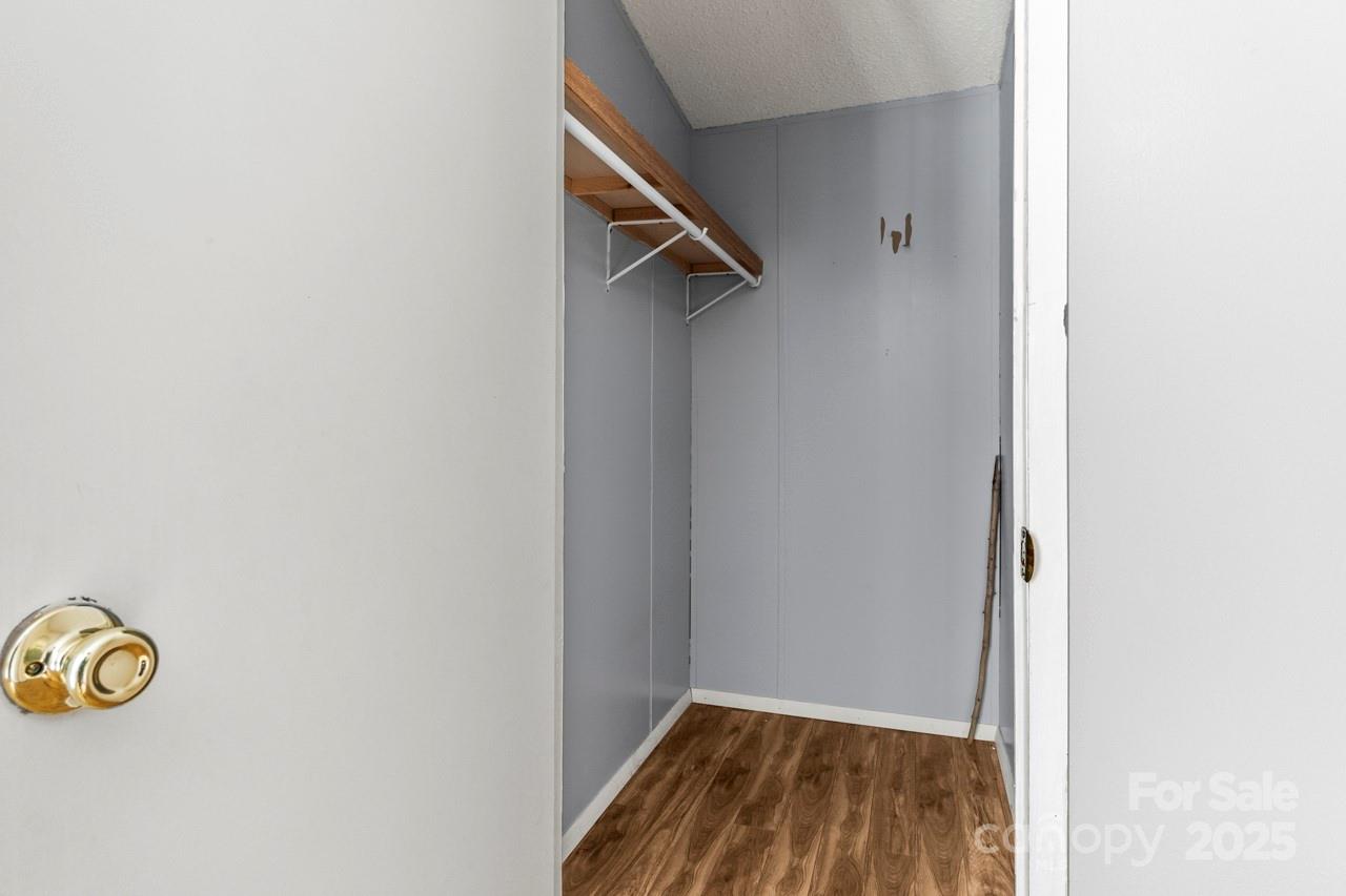 Mount Anderson - Residential