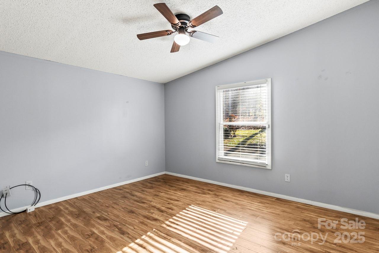 Mount Anderson - Residential