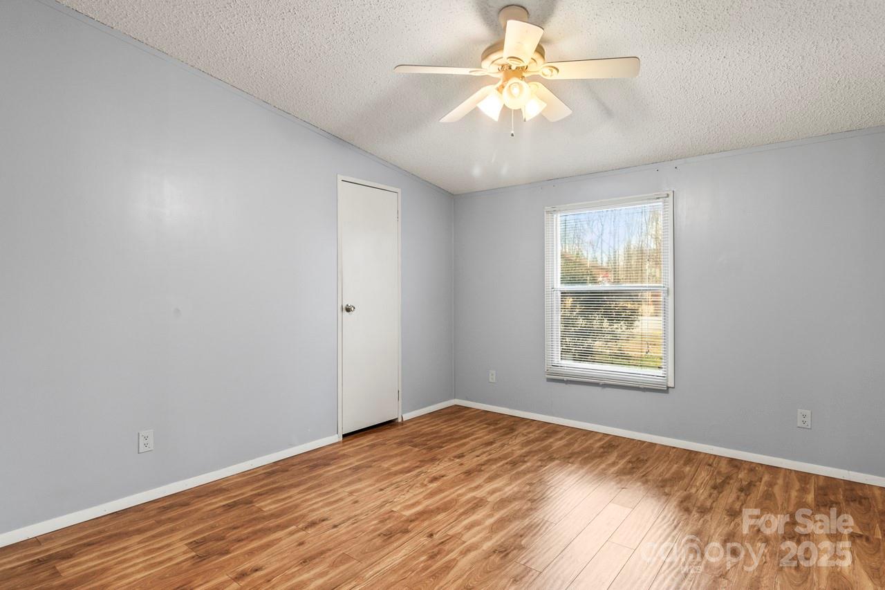 Mount Anderson - Residential