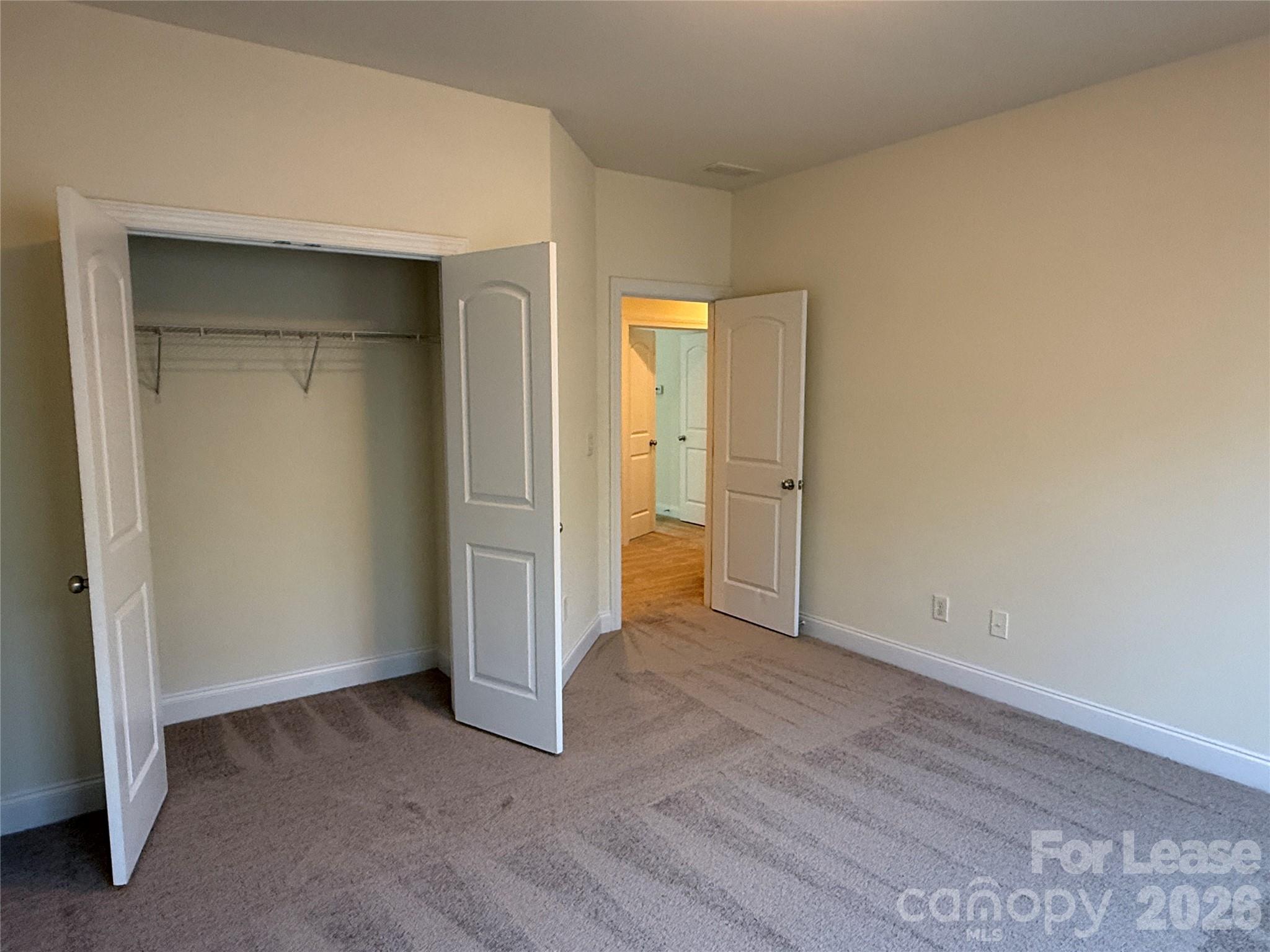 Woodlands Creek - Residential Lease