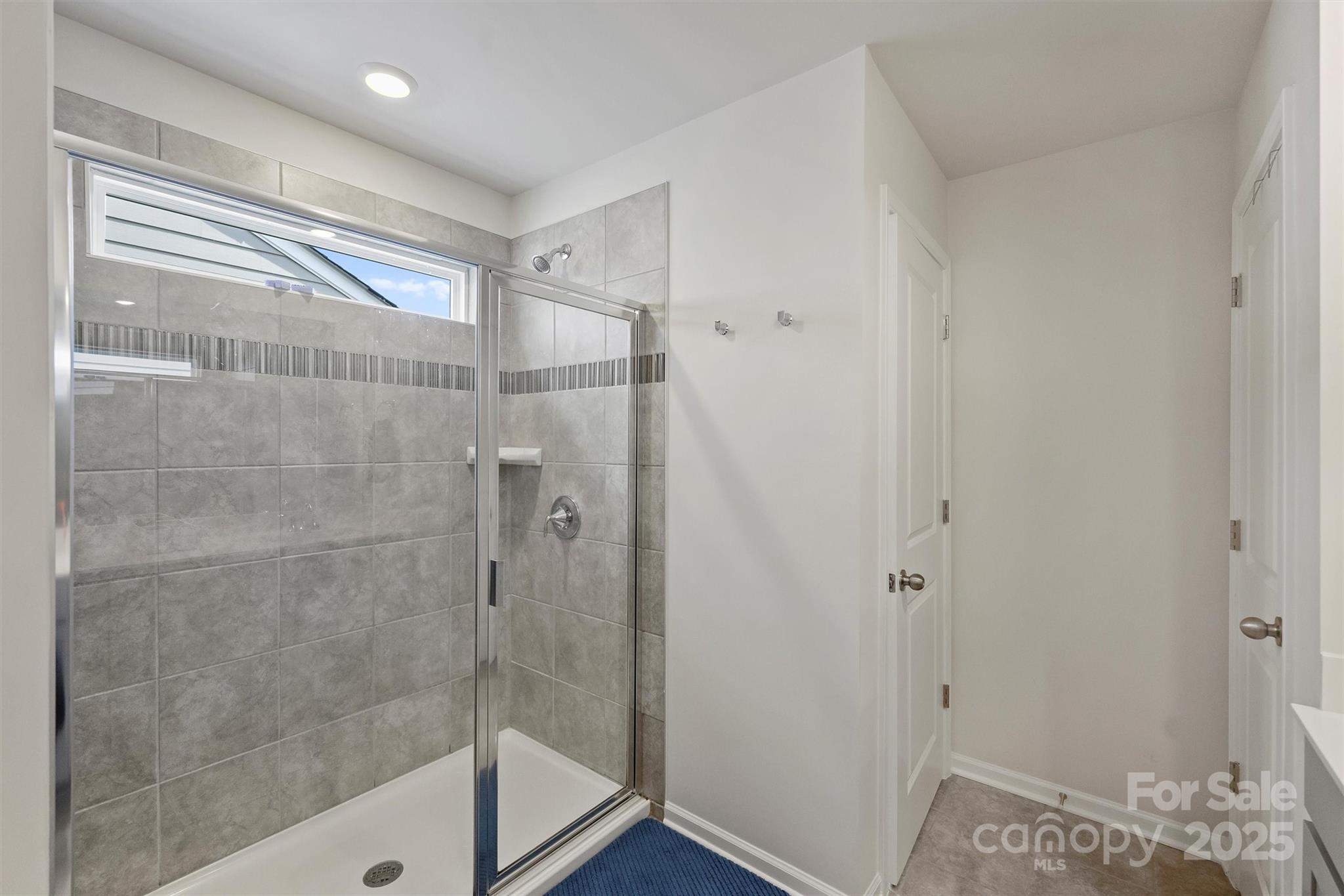 Elizabeth - Residential