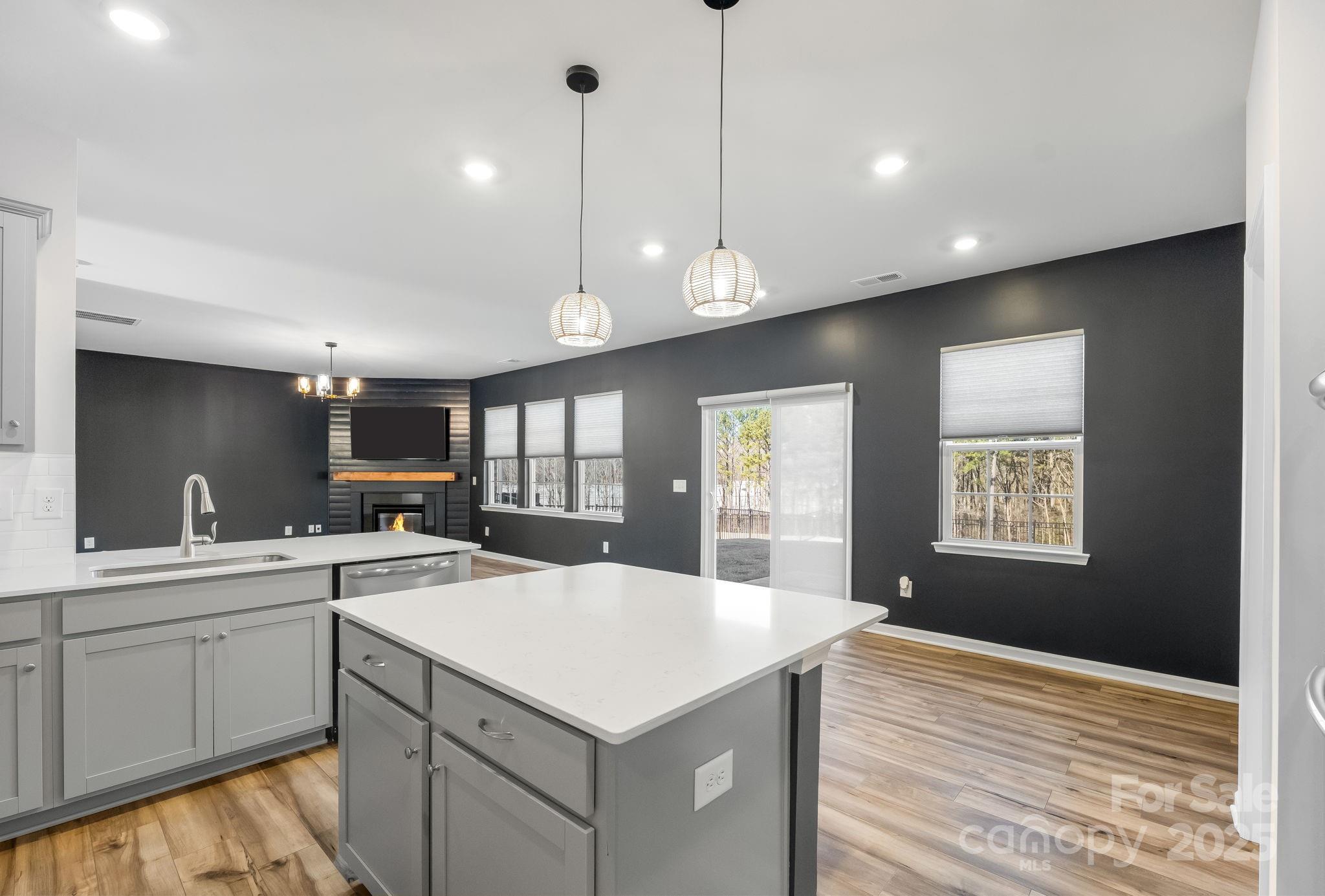 Elizabeth - Residential